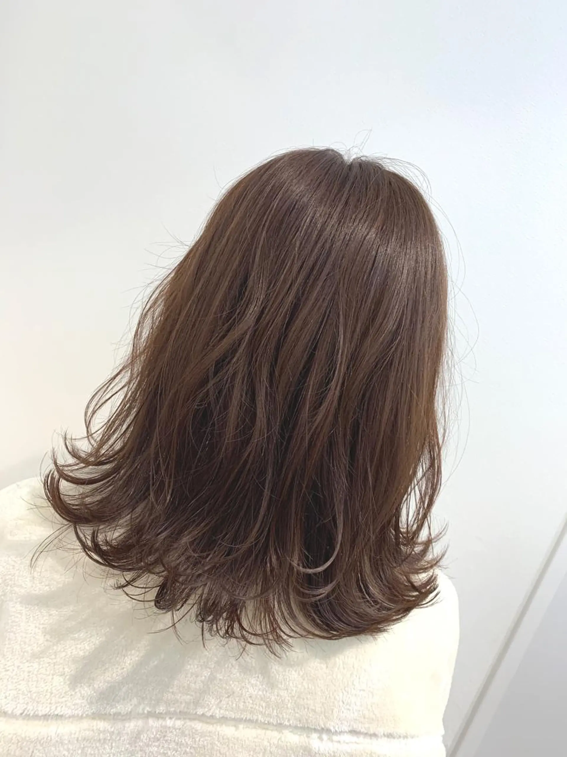 ミディアム カラー 【ツヤ髪を叶える】 店長 平間 響のヘアスタイル
