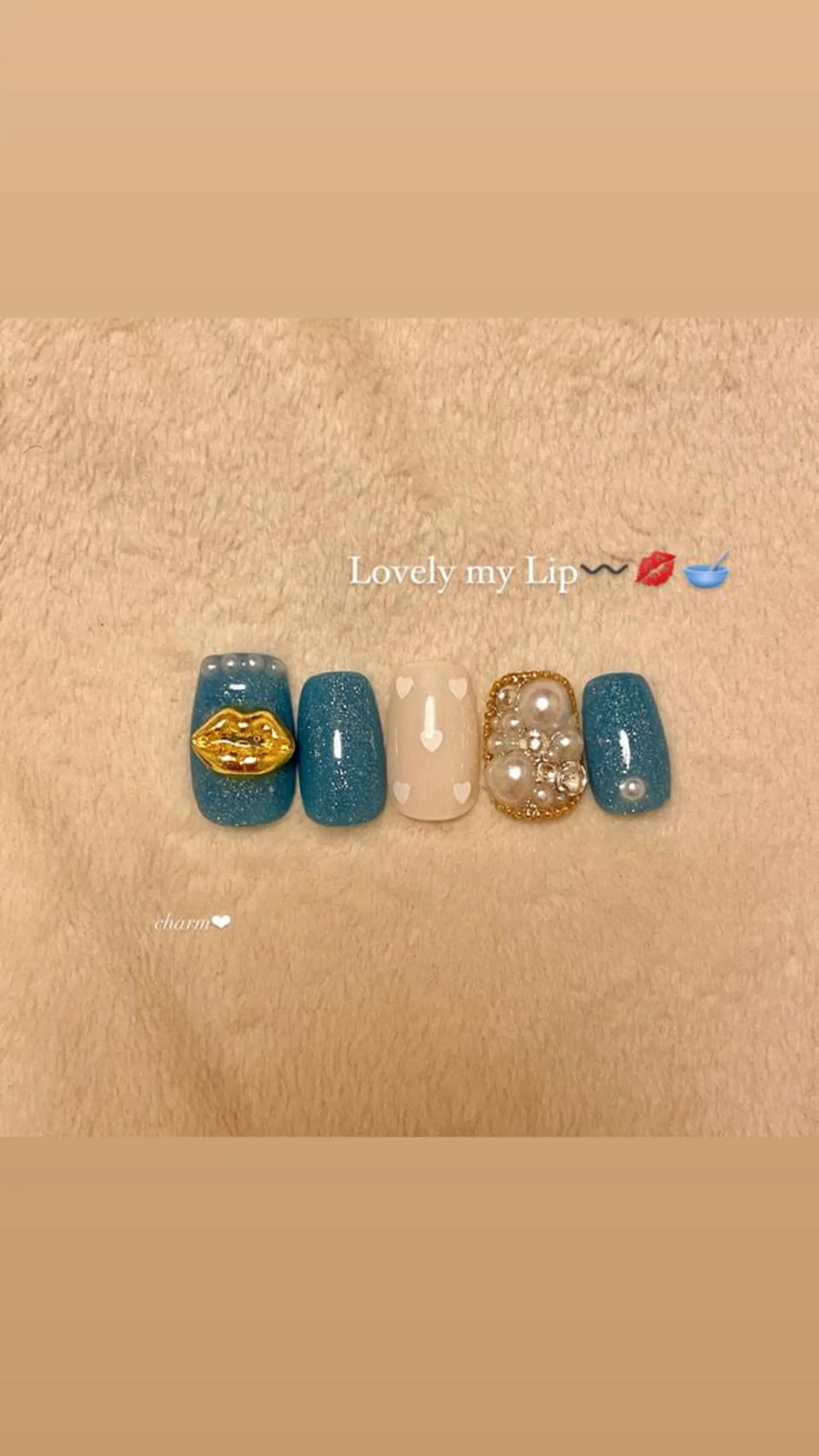 ネイル ブルー ラメ(グリッター) ハンドネイル nail salon charmのネイルデザイン