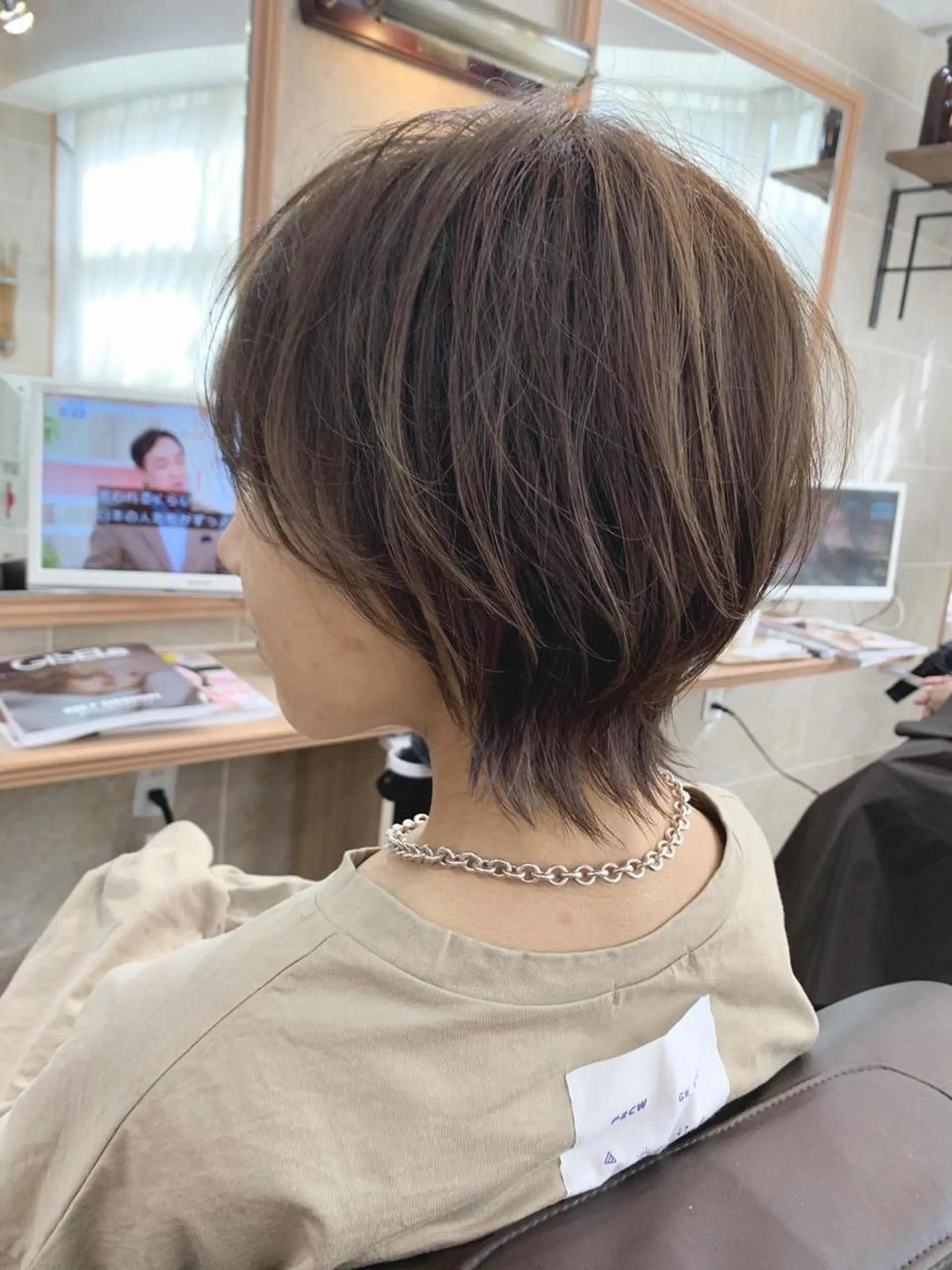 ショート ショートヘア ウルフカット カット ヘアカラー トリートメント 平尾 拓也のヘアスタイル