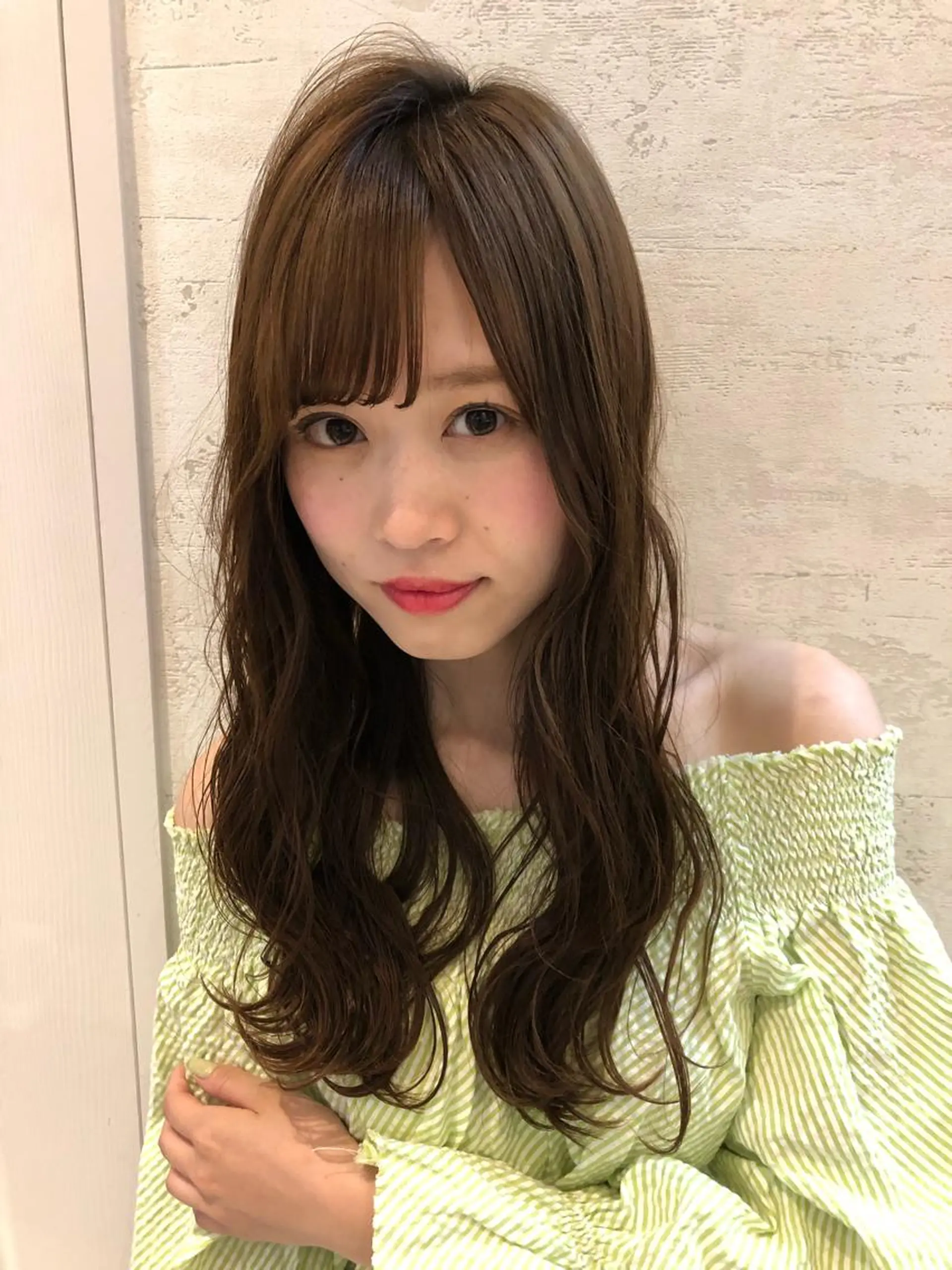 セミロング アッシュ カット ヘアカラー トリートメント 代表山口ひな 髪質改善のプロのヘアスタイル