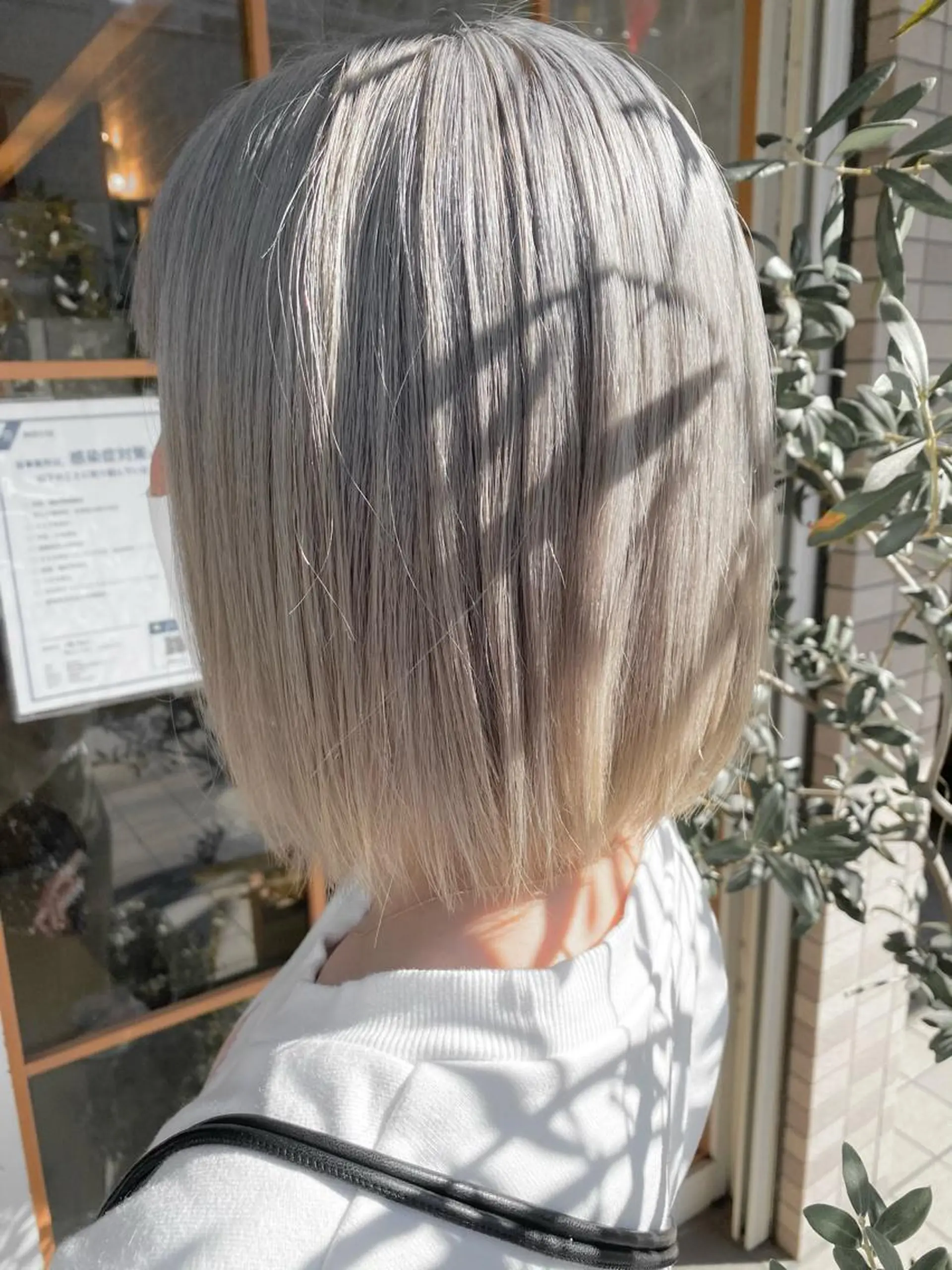 ショート カラー ブリーチ ケアブリーチ 透明感カラー ハイライトカラー ボブ 増子 幹樹のヘアスタイル