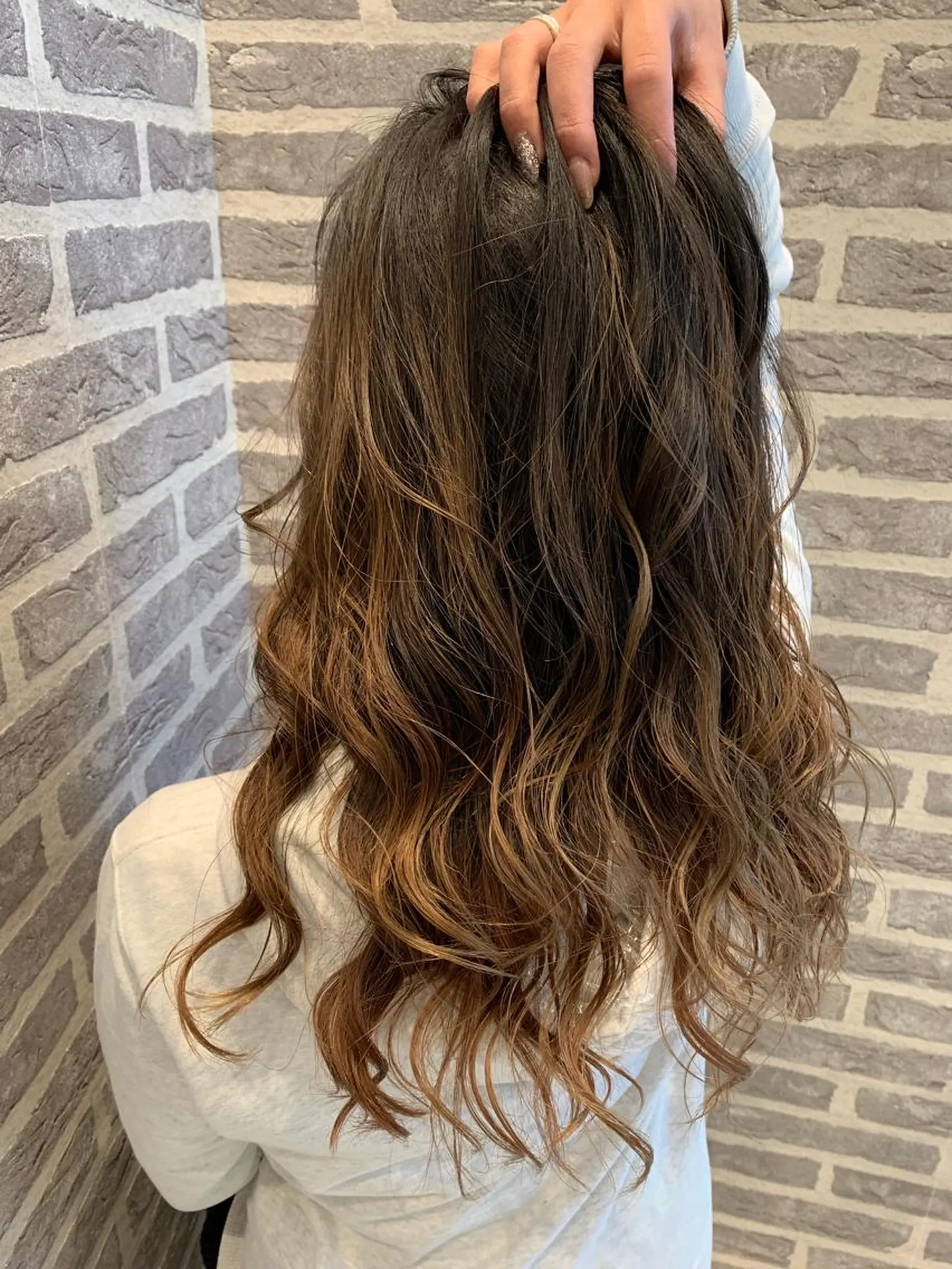 ミディアム カラー グラデーションカラー カット ヘアカラー Earth岩槻店 YAGIのヘアスタイル