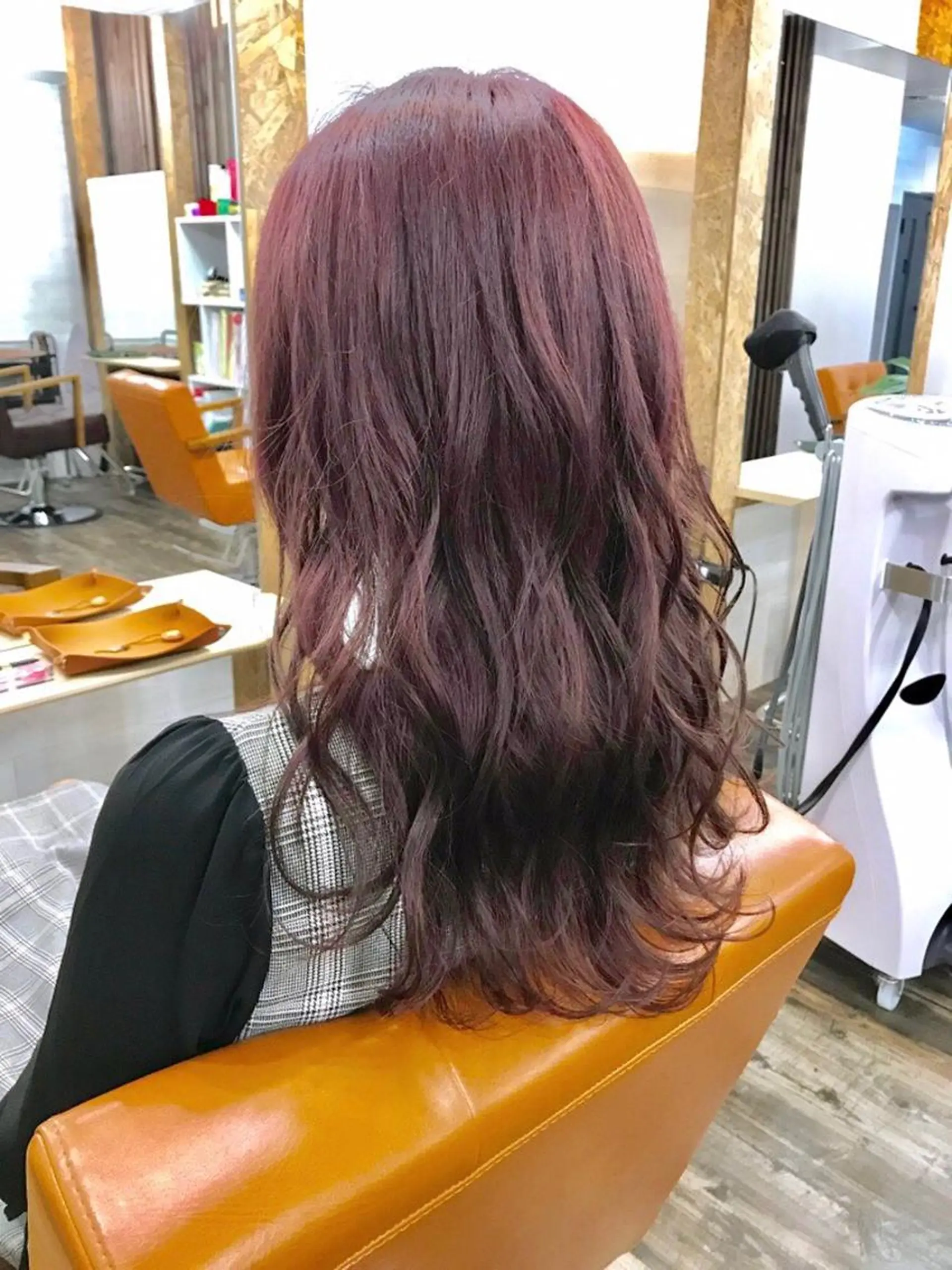 セミロング カラー ヘアカラー トリートメント プチプラ&ハイクオ リティ✰Lilly✰のヘアスタイル