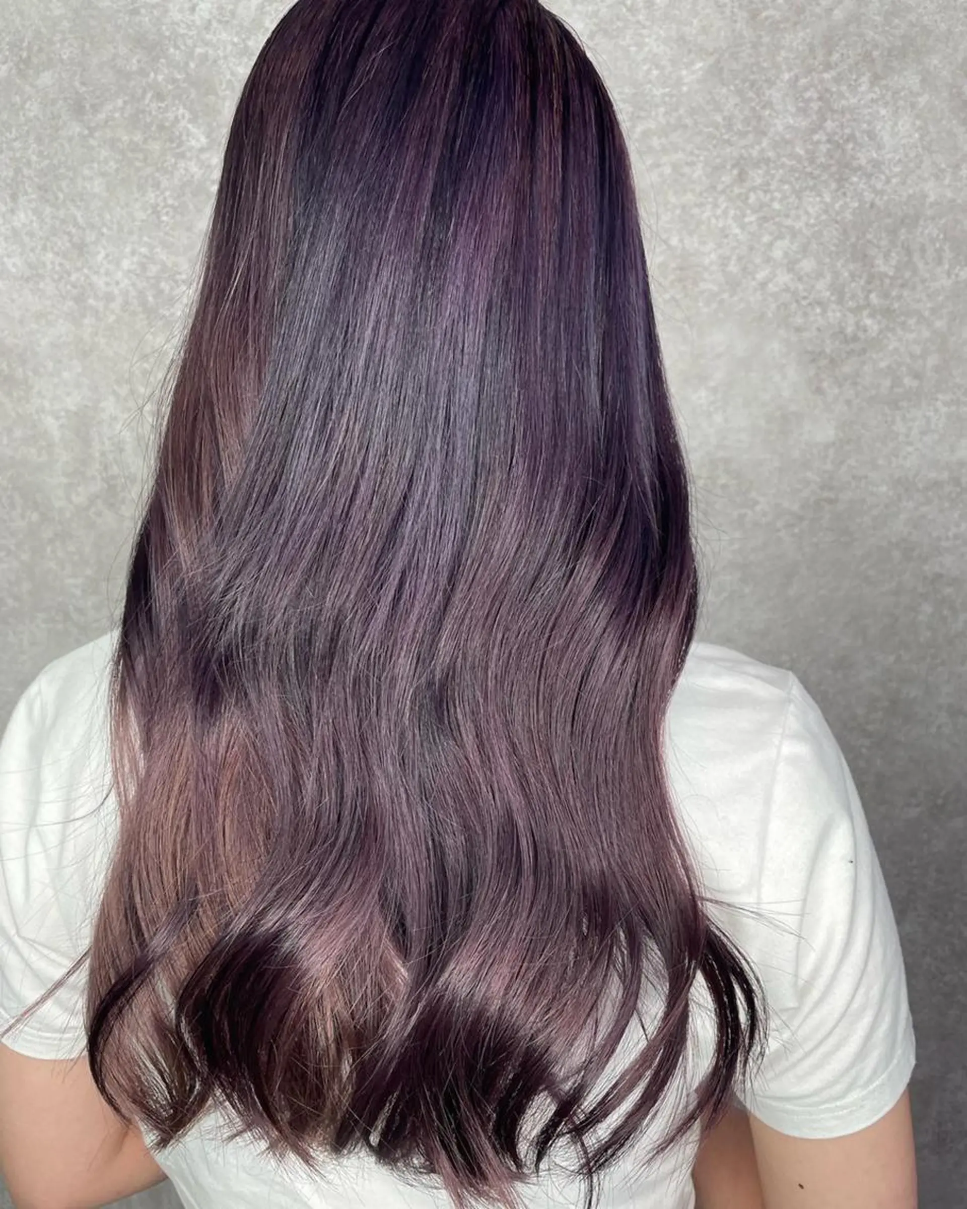 ロング カラー ベージュカラー 黒髪 ブリーチ パープルカラー パープルブラック UNDER vr 【アンダーバー】のヘアスタイル