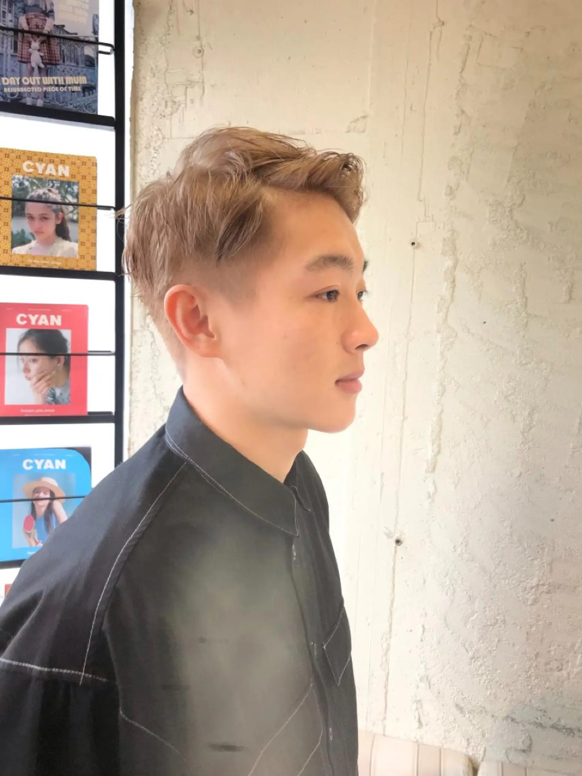 ショート メンズ 髪質改善ストレート/ ブリーチ／渋谷　福田のヘアスタイル