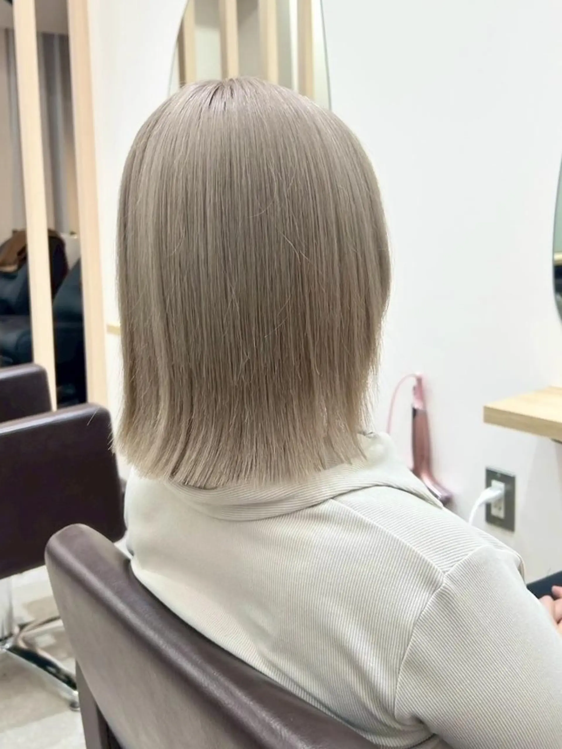 ミディアム カラー ブリーチ ダブルカラー カット ヘアカラー トリートメント ✨【公式】 juhl.横浜✨のヘアスタイル