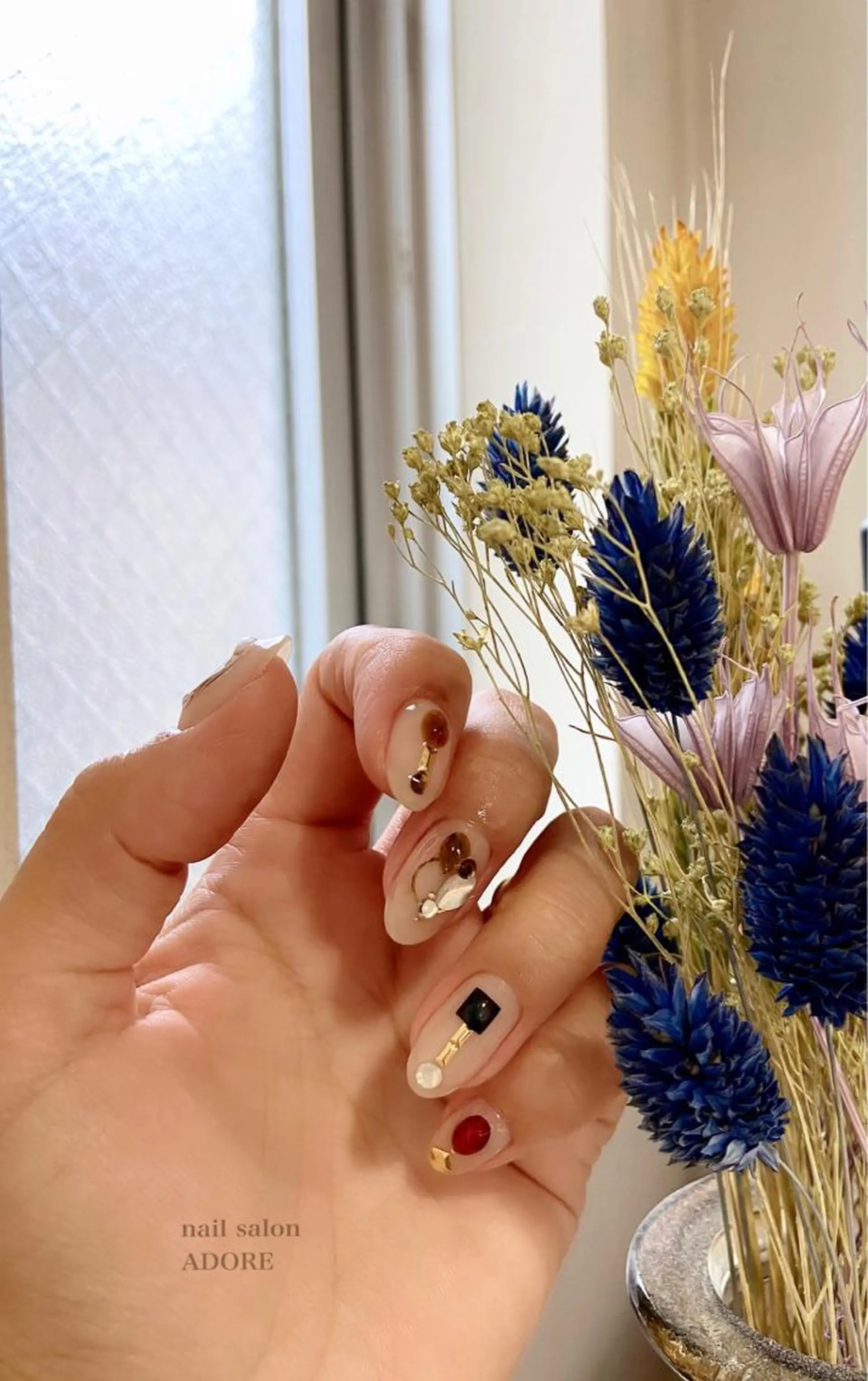 ネイル クリアネイル ミラーネイル ニュアンスネイル ワンカラーネイル nail salon  ADORE所属・Adore nailのネイルデザイン