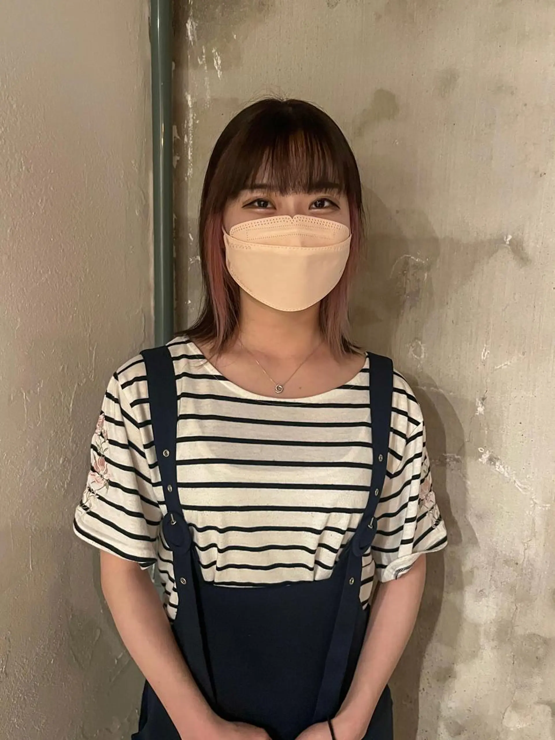 ミディアム カラー ブリーチ イヤリングカラー ピンクカラー カット ヘアカラー トリートメント こっくりカラー/艶髪 /amy.山口瑞稀のヘアスタイル