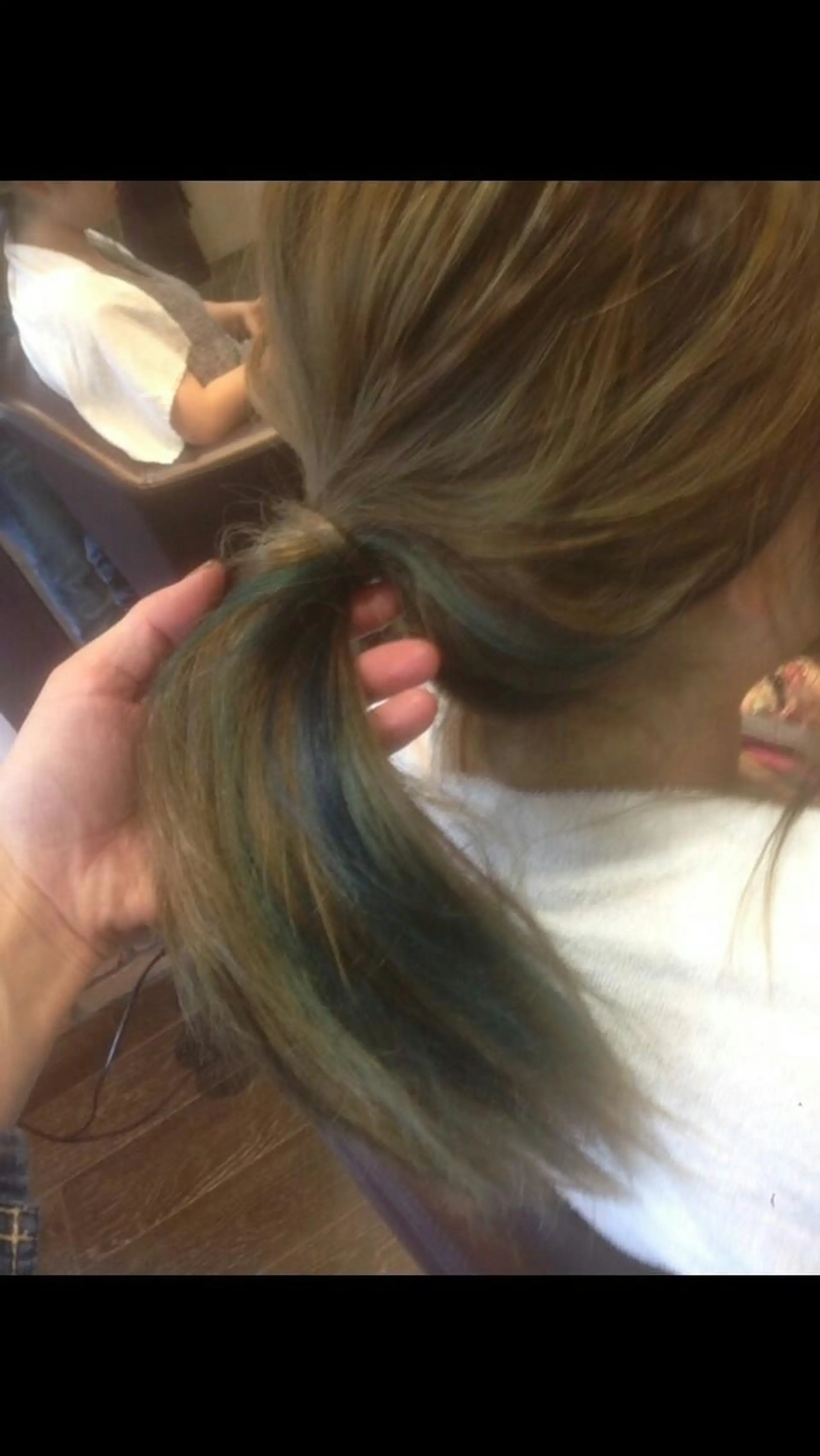 カラー セミロング Luxian所属・辻 竜也　のヘアスタイル