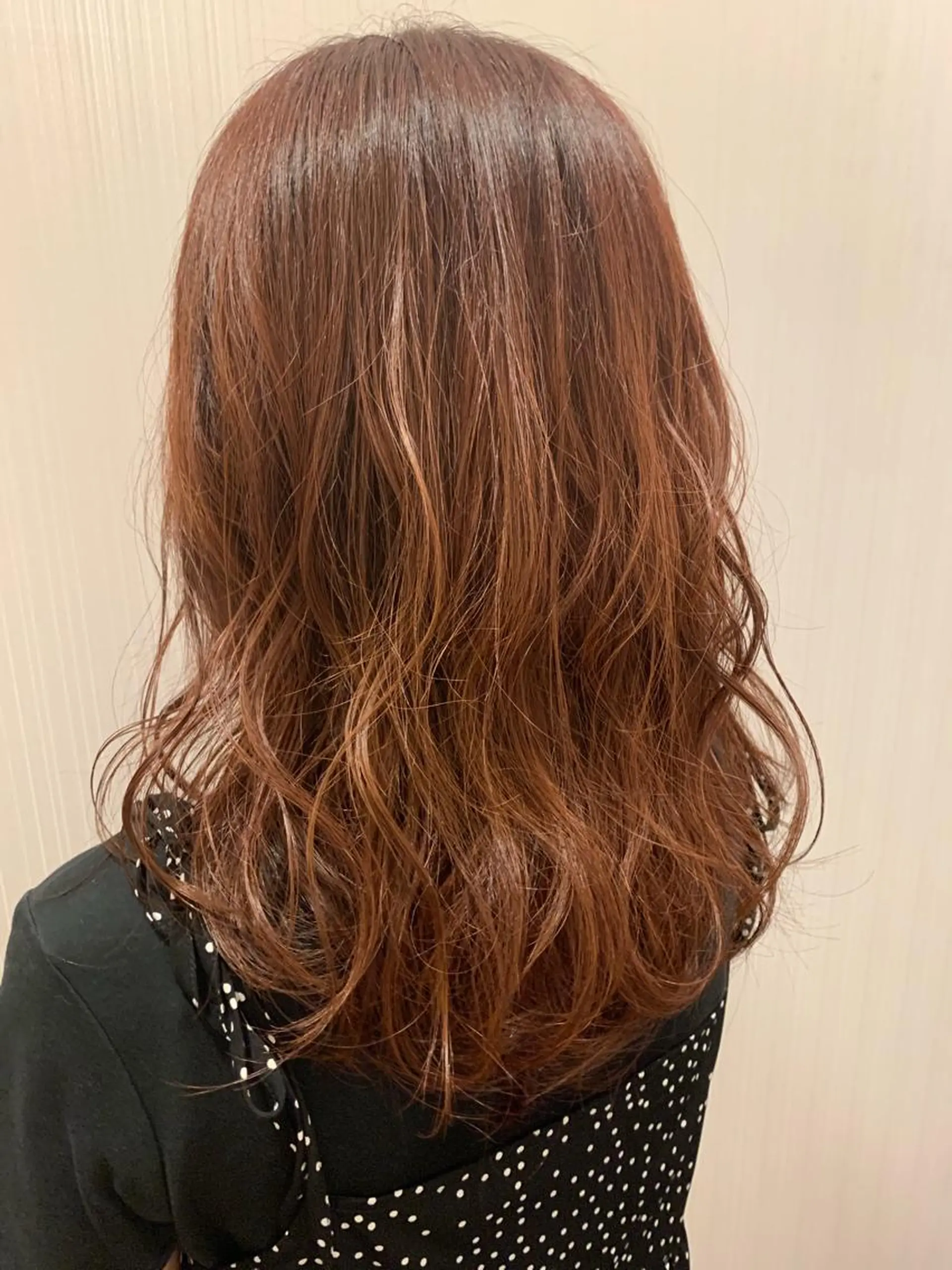 セミロング カラー ブリーチ ブリーチなしカラー ヘアカラー 🌈🌸あおき みちる🌟💗のヘアスタイル