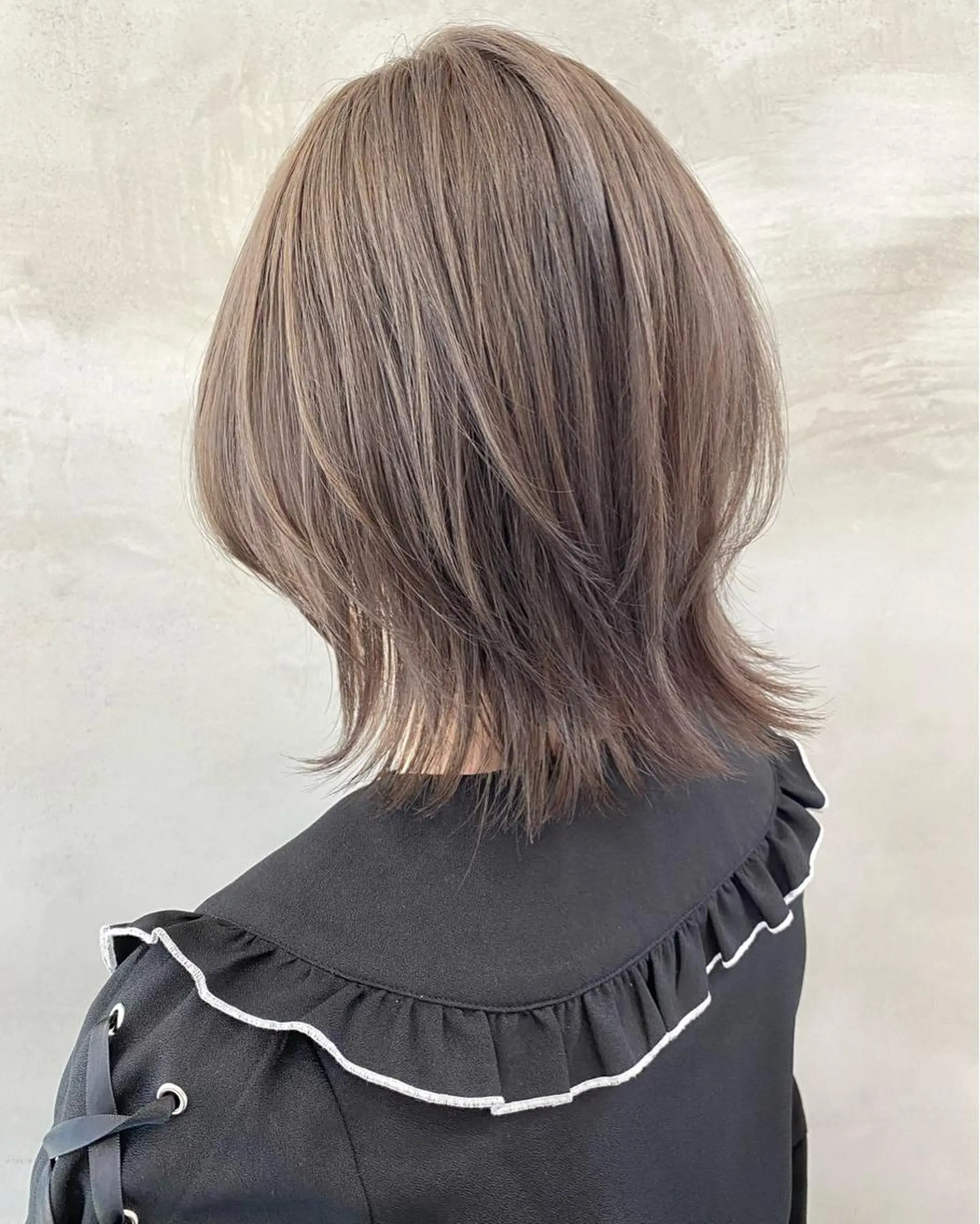 ミディアム カラー グレージュ ミルクティーグレージュ ヘアカラー トリートメント pesca 長町南店 OIKAWAのヘアスタイル