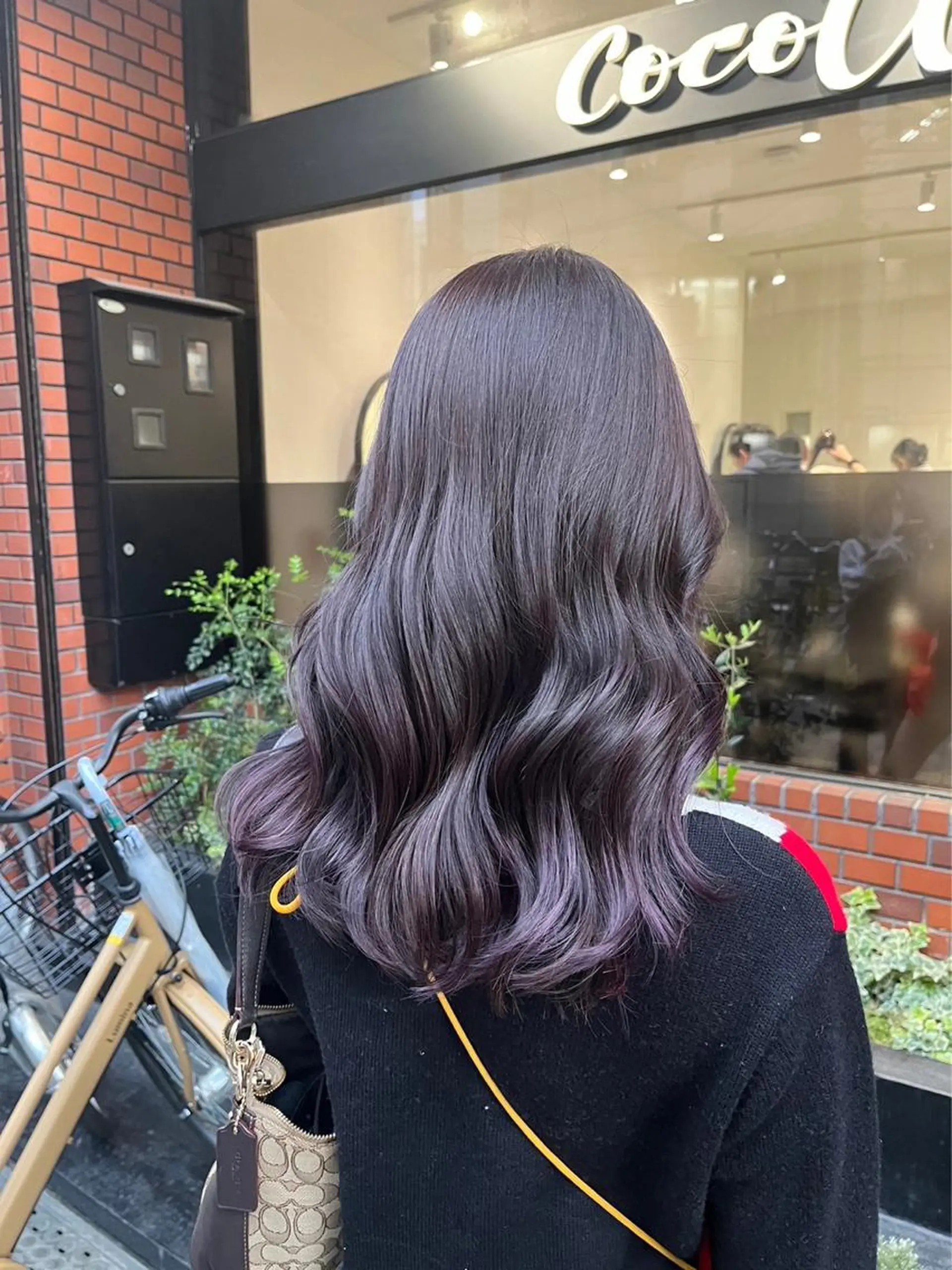 セミロング カラー 片平 帆香のヘアスタイル