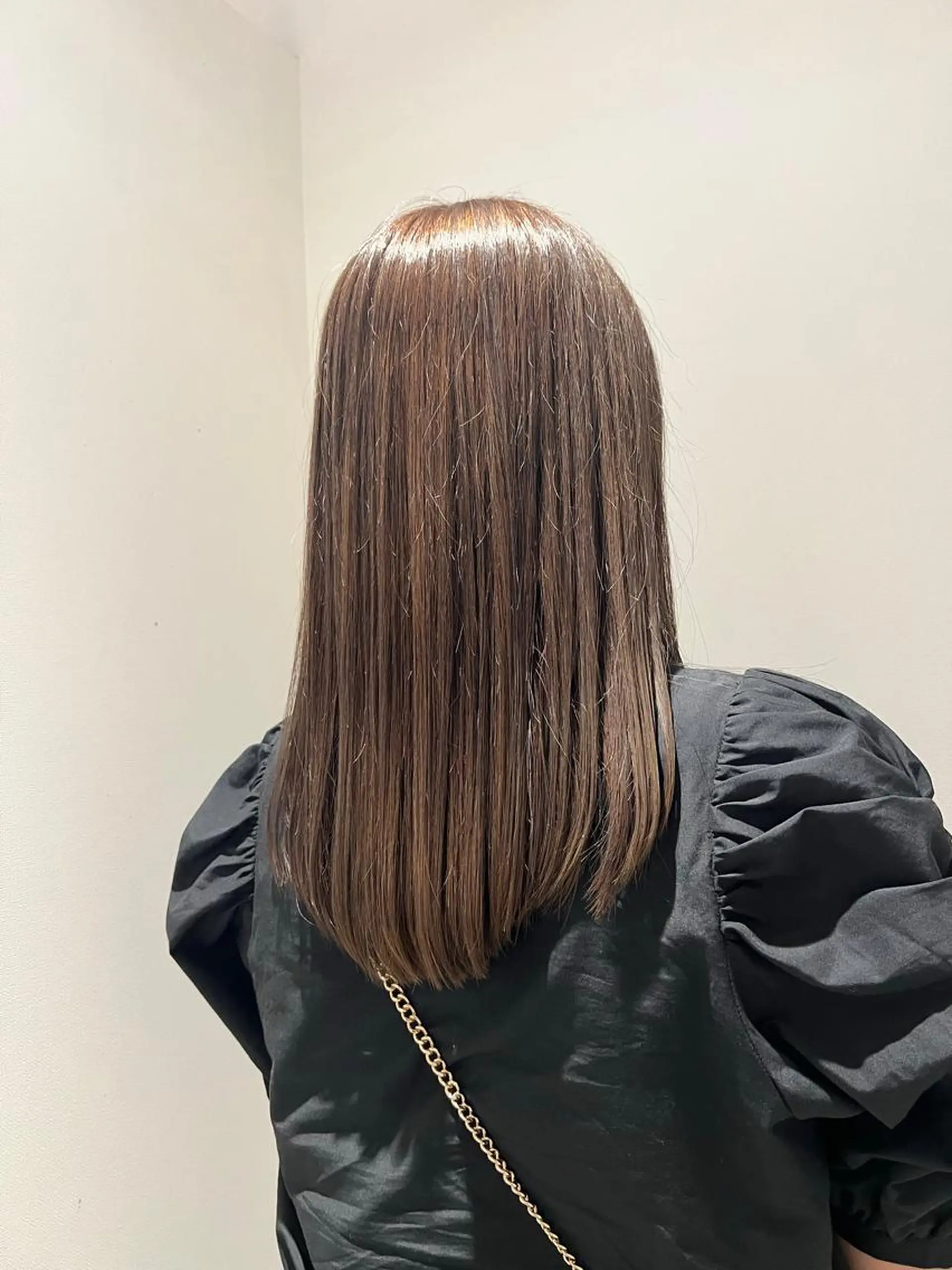 ミディアム カラー アッシュ ベージュカラー 髪質改善／透明感 中家千翔のヘアスタイル