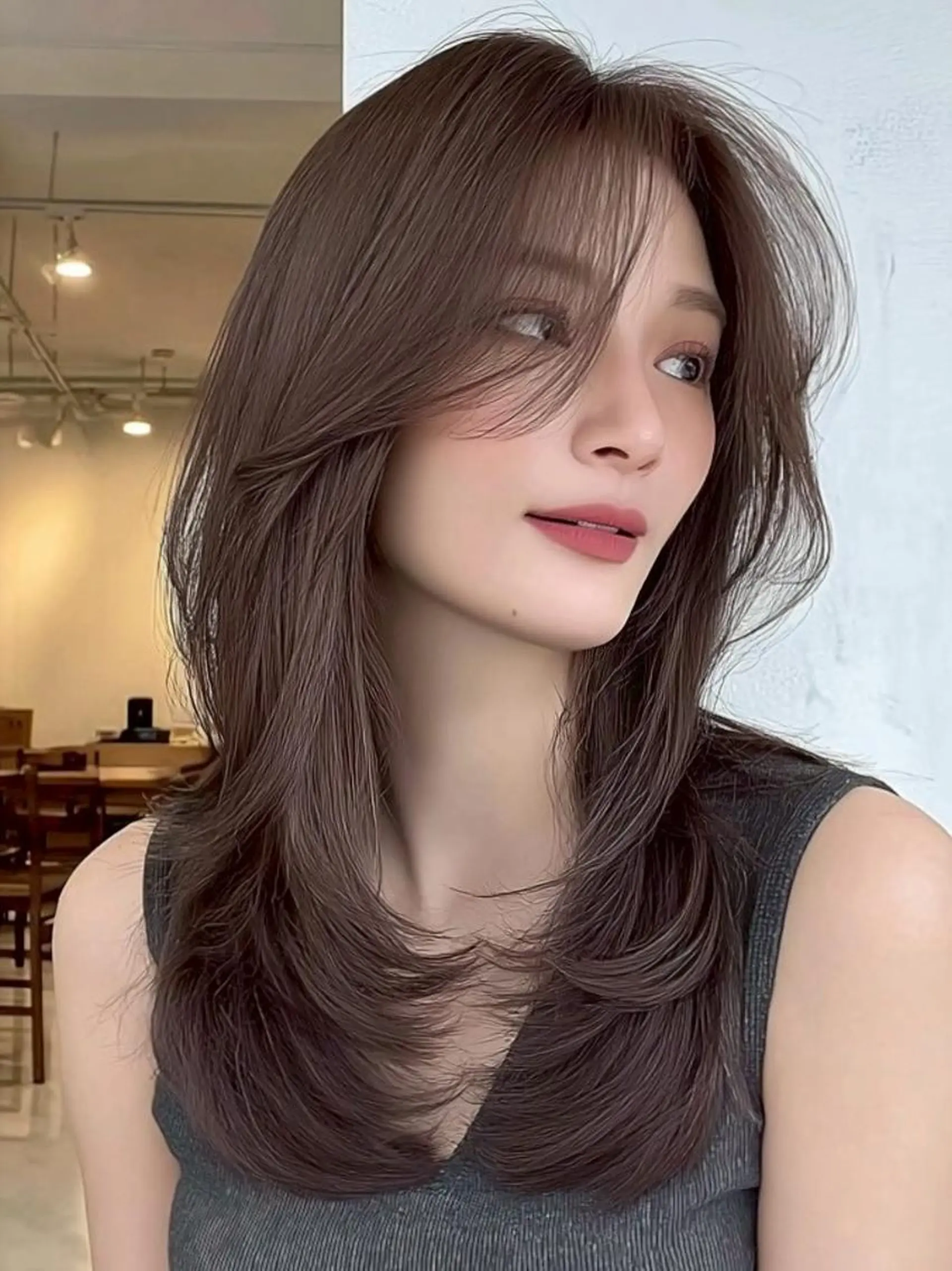 セミロング くびれヘア 髪質改善 韓国風ヘア 縮毛矯正 トリートメント カット ヘアカラー 🖤🤍石川 アイリ🤍🖤のマツエク・マツパデザイン