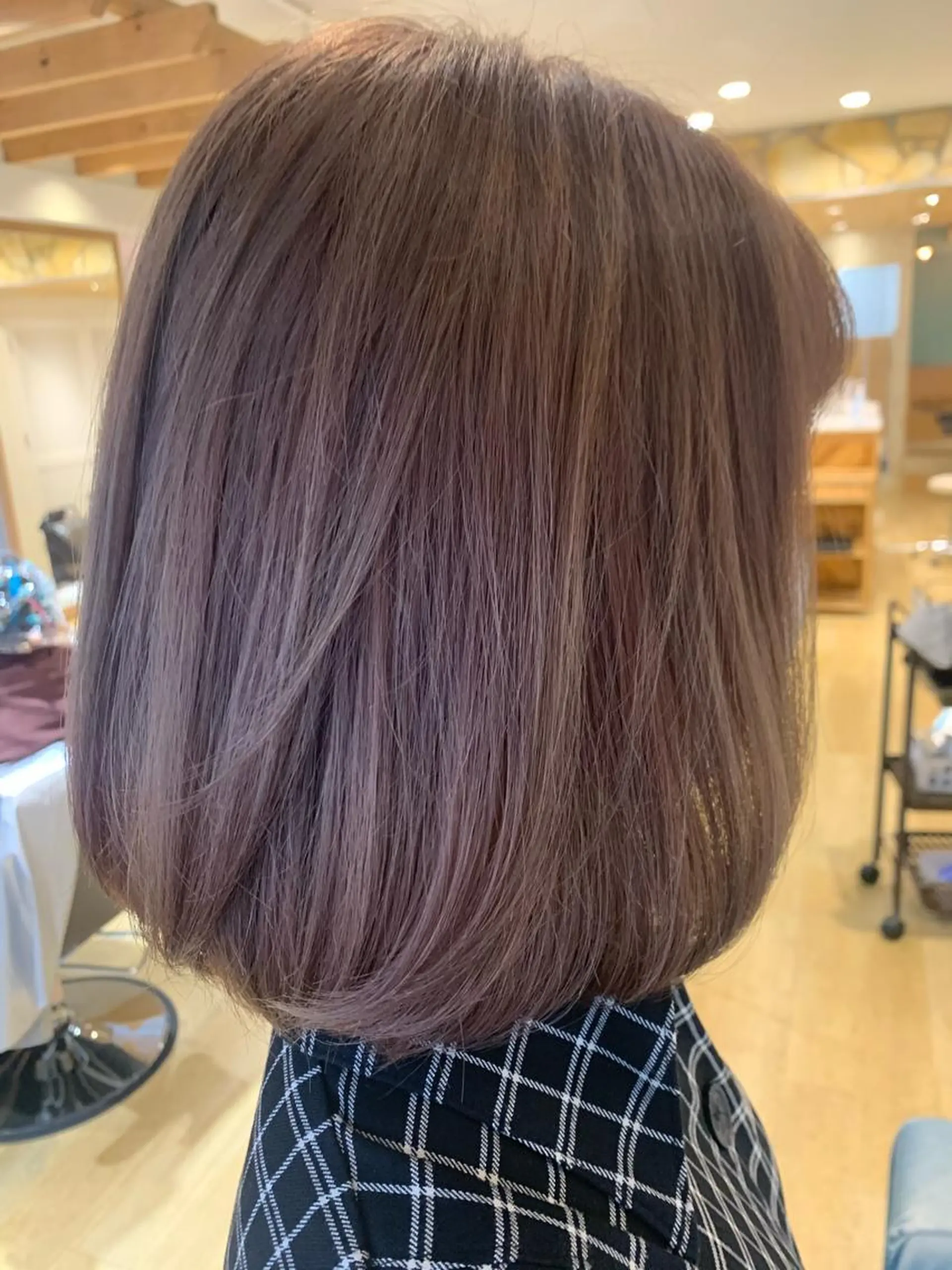 ミディアム カット ヘアカラー 渋谷ハイトーン/ デザインカラー阿部のヘアスタイル
