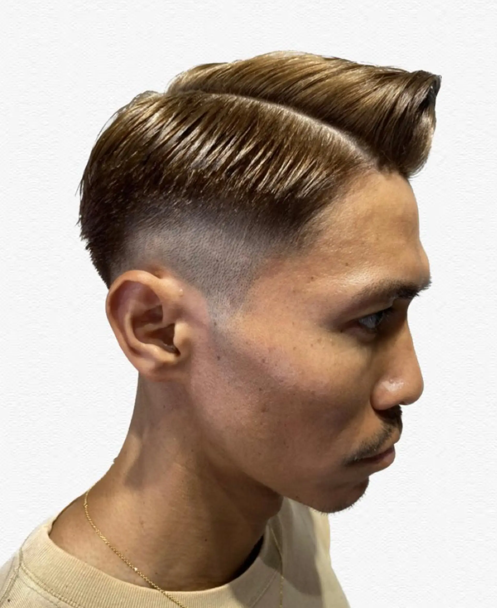 ショート メンズ フェードカット ✨デザインカラー✨ ✂️kouki✂️のヘアスタイル