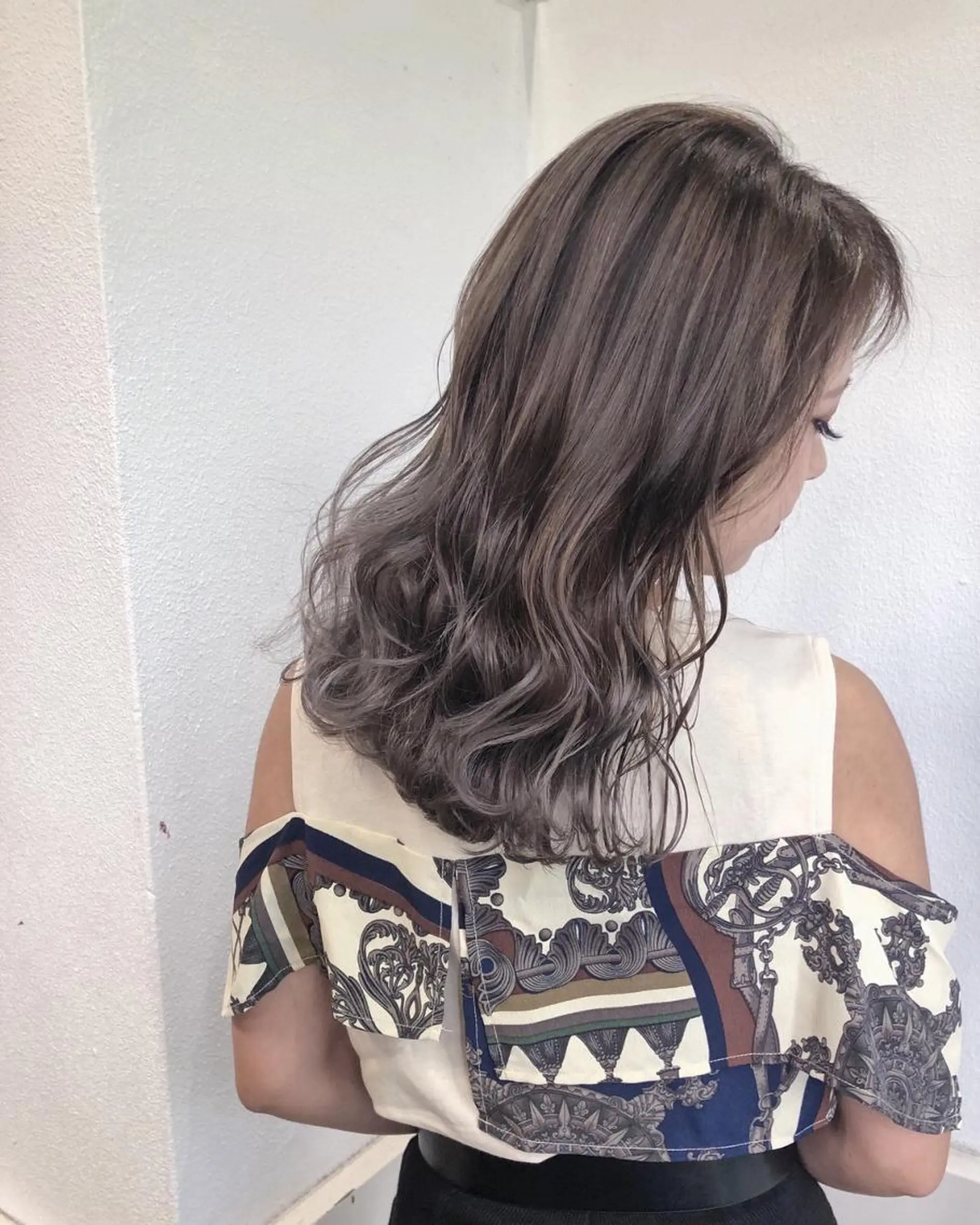 セミロング カラー JILL by GiseL/天神のヘアスタイル