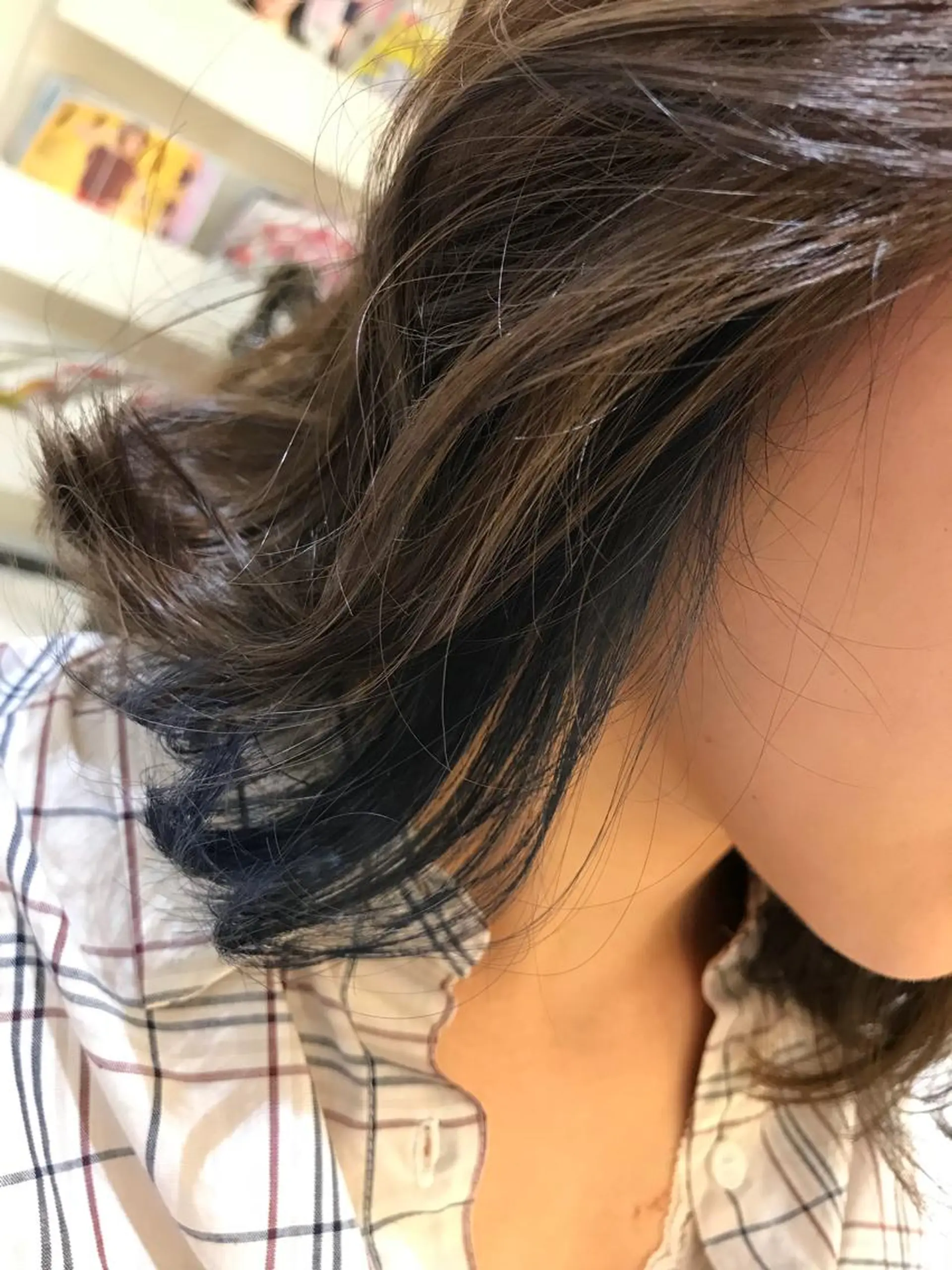 ミディアム カラー ネイビーカラー 清藤 綾のヘアスタイル