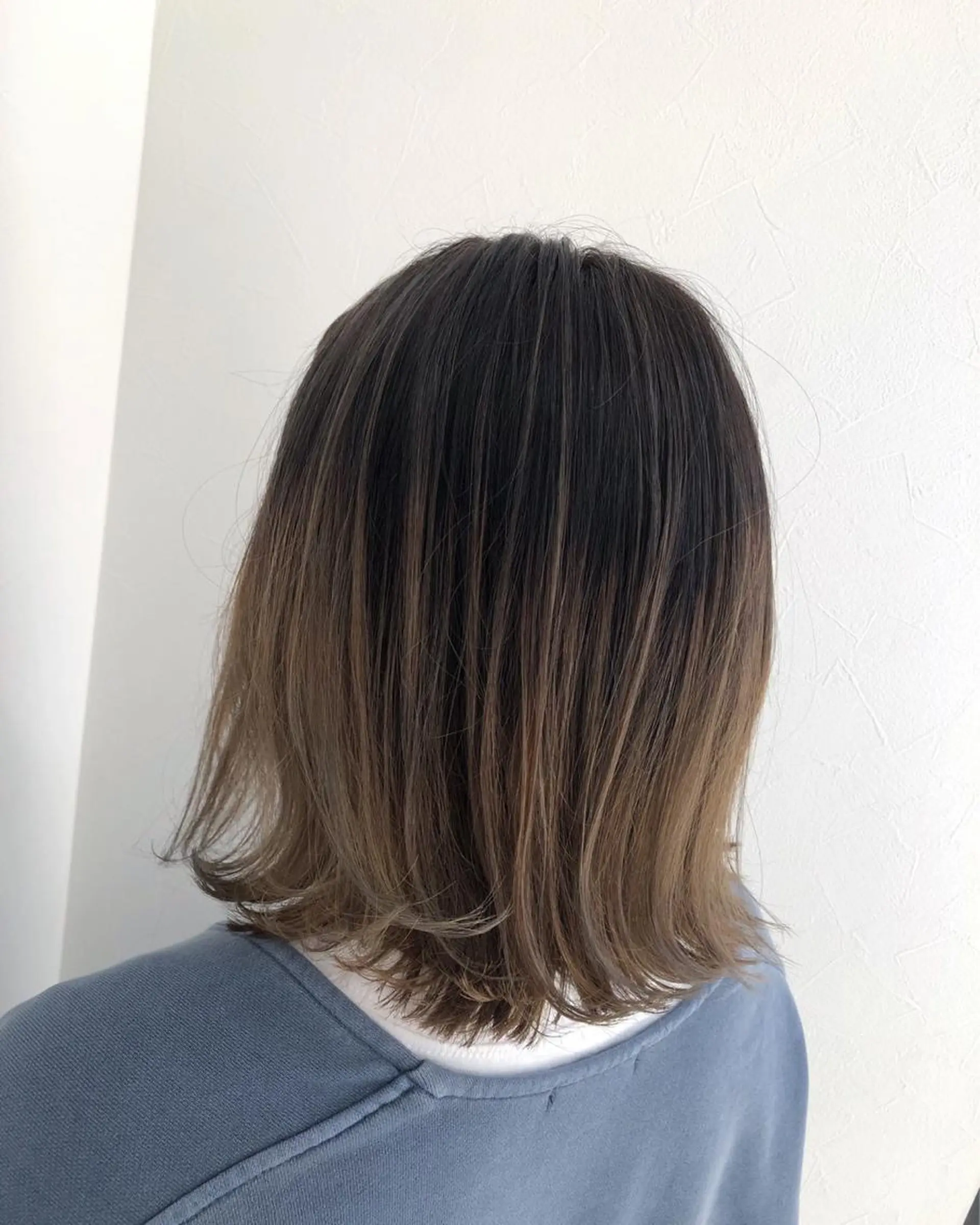 ミディアム カラー 渋谷/ハッシュ レイヤーカット/会田のヘアスタイル