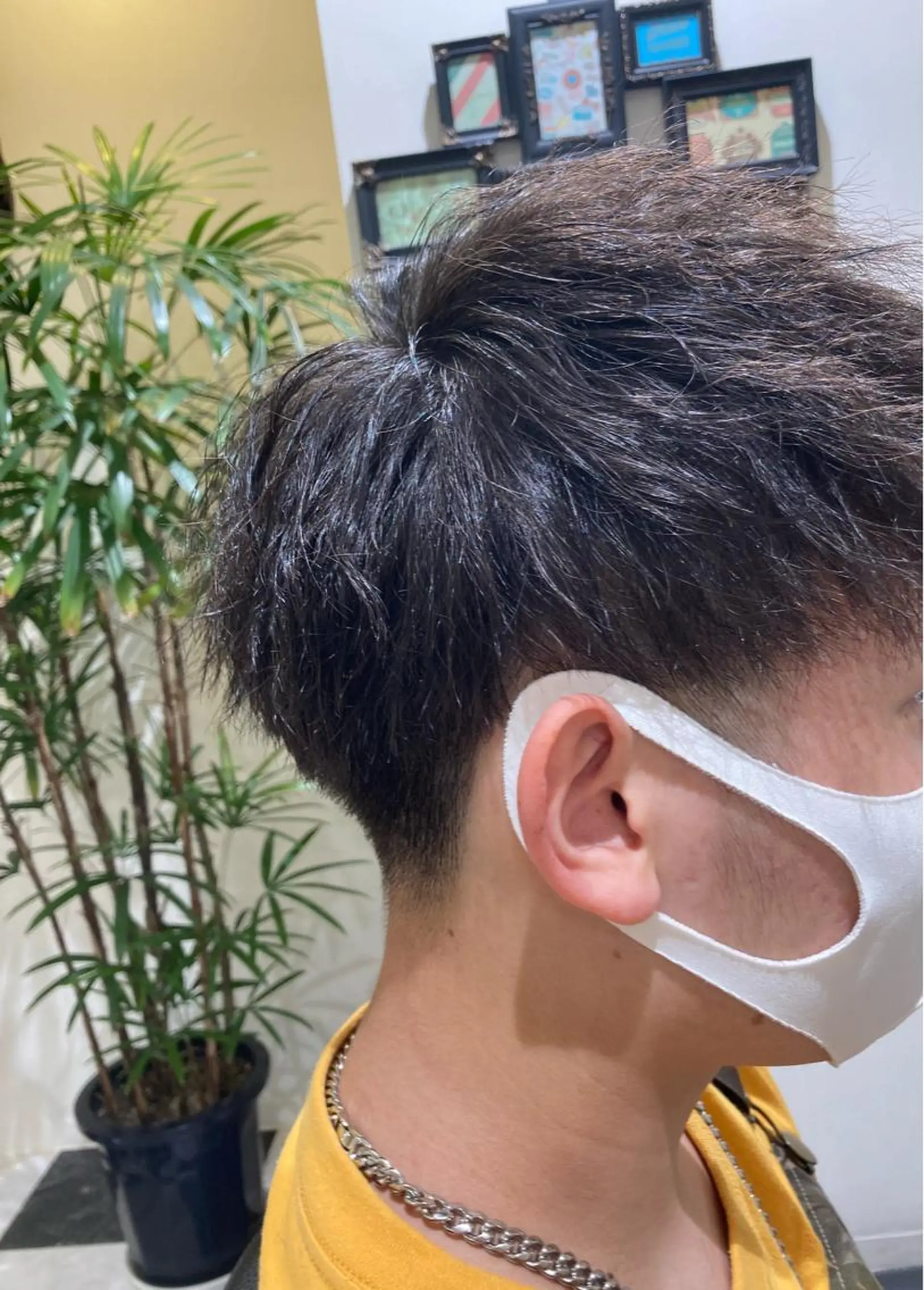 ショート メンズ 佐藤 睦月のヘアスタイル