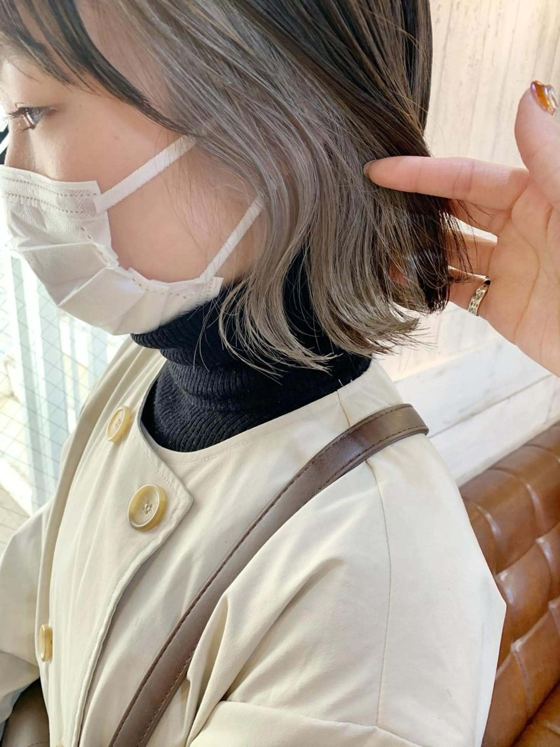 ミディアム カラー ダブルカラー イヤリングカラー ハイライトカラー イルミナカラー インナーカラー 🔆学生に人気🔆 AEQUITASのヘアスタイル