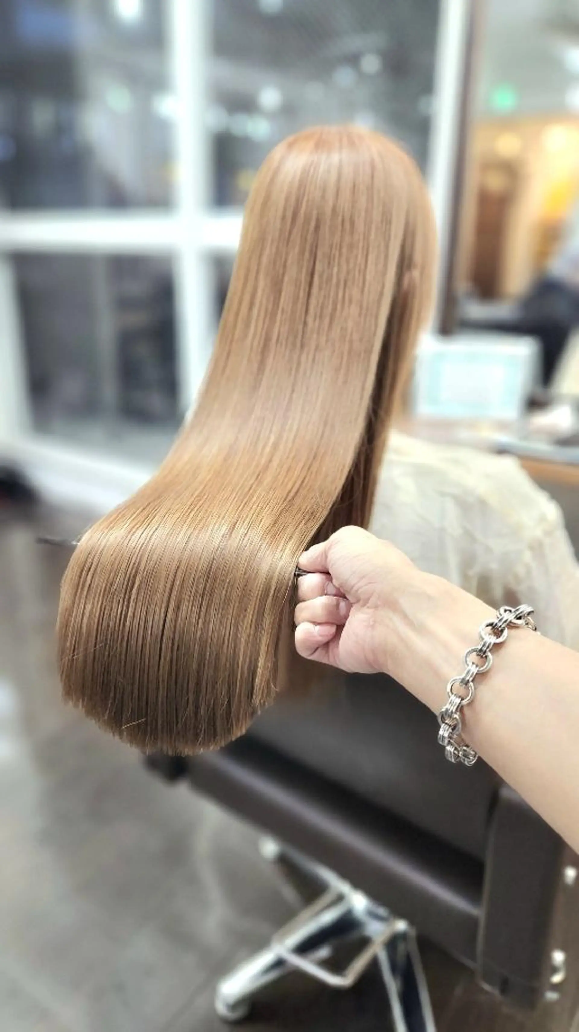 ロング 髪質改善 ロング 縮毛矯正 トリートメント 酸熱トリートメント ヘアカラー トリートメント ヒロセ シュウジのヘアスタイル