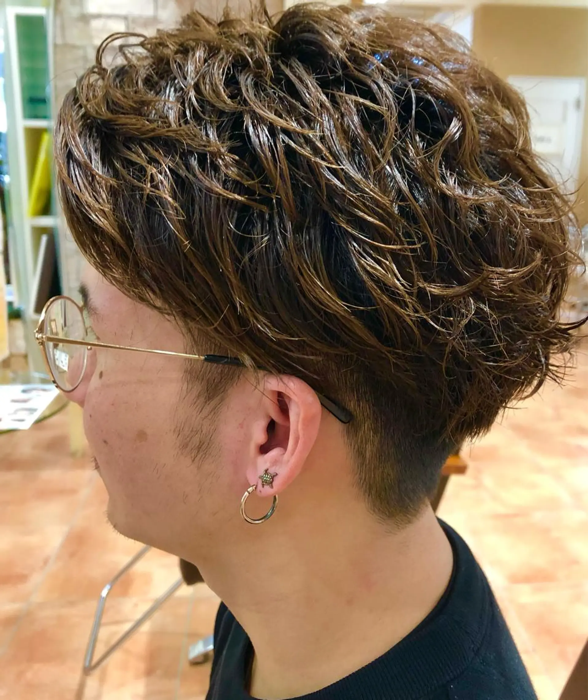 ショート パーマ メンズ soigné所属・白髪ぼかし 髪質改善カラーESAのヘアスタイル