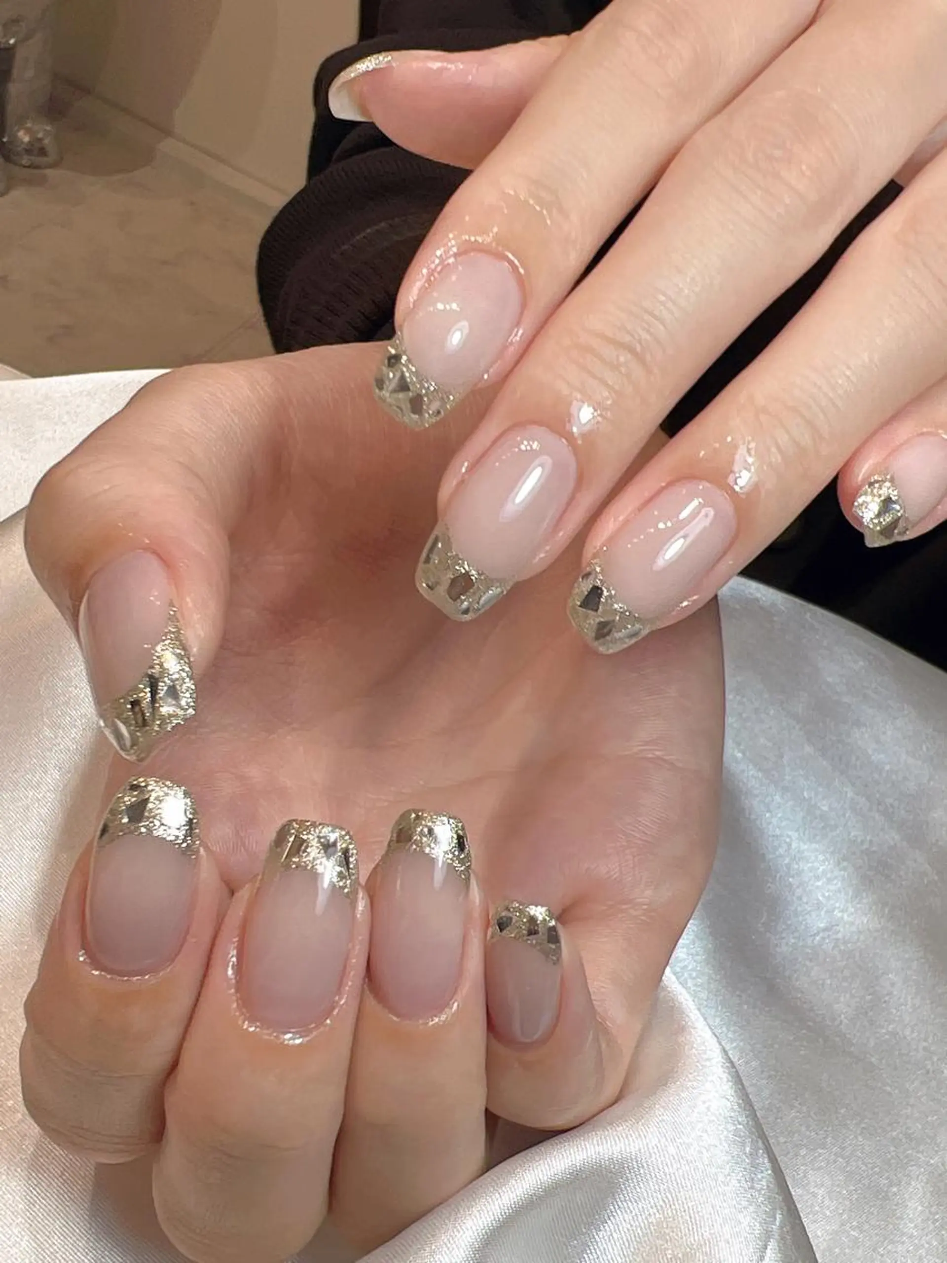 ネイル フレンチネイル ガラスフレンチ bijou nails所属・bijou nails 蓮のネイルデザイン