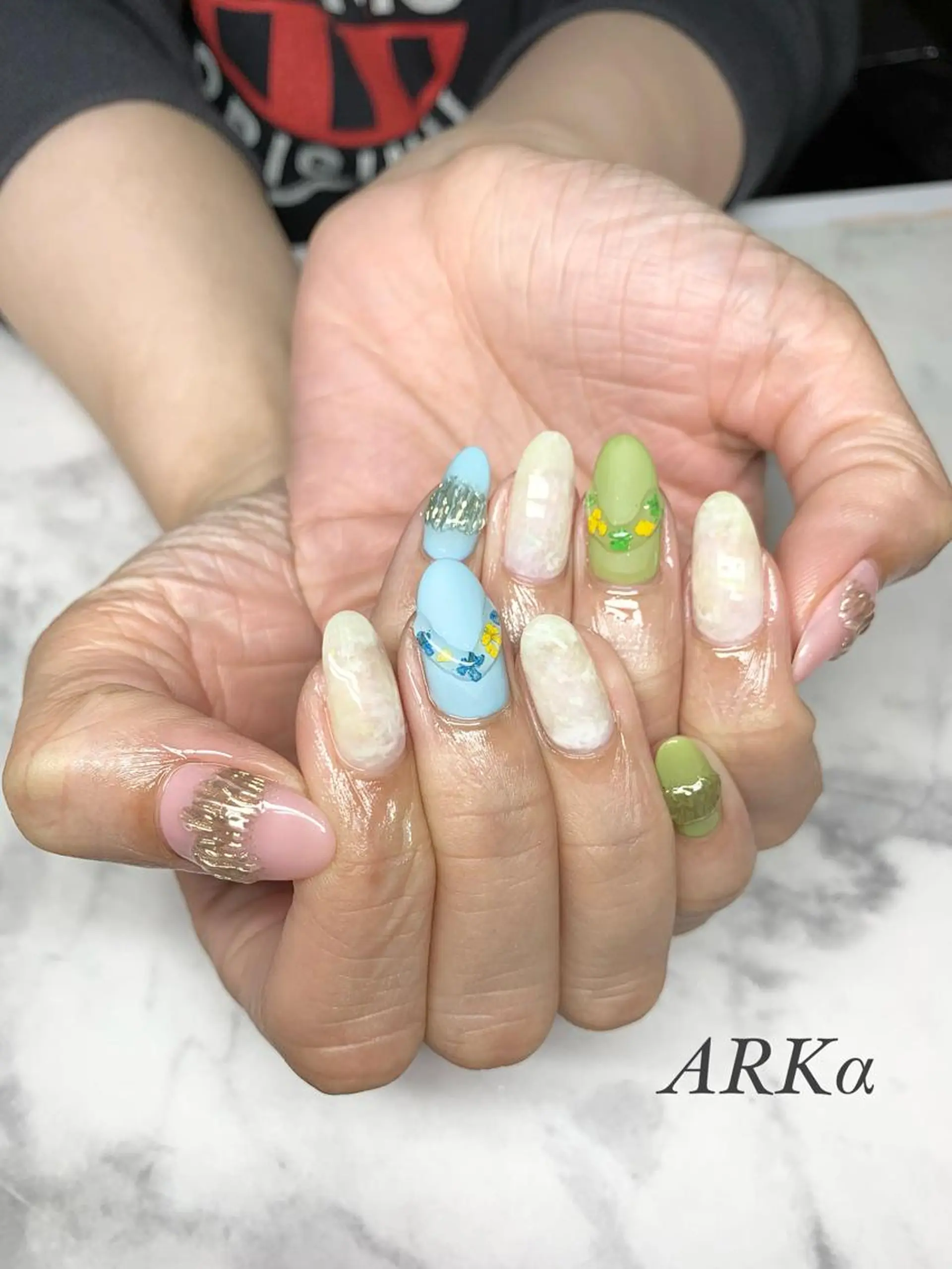 セミロング ネイル ミラーネイル ハンドネイル Nailsalon ARKαのネイルデザイン