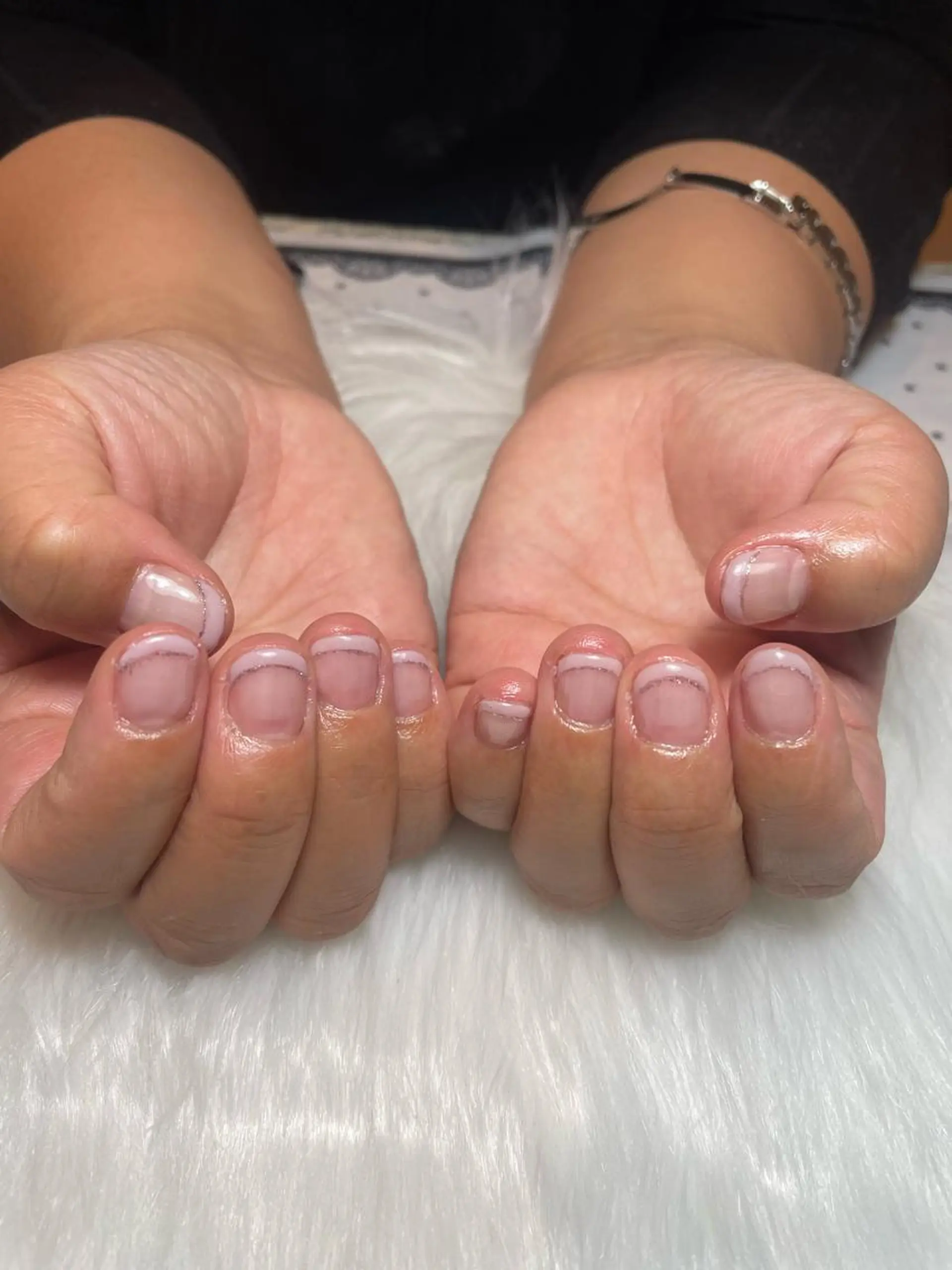 ネイル フレンチネイル 大袋駅東口徒歩2分 alivioのネイルデザイン