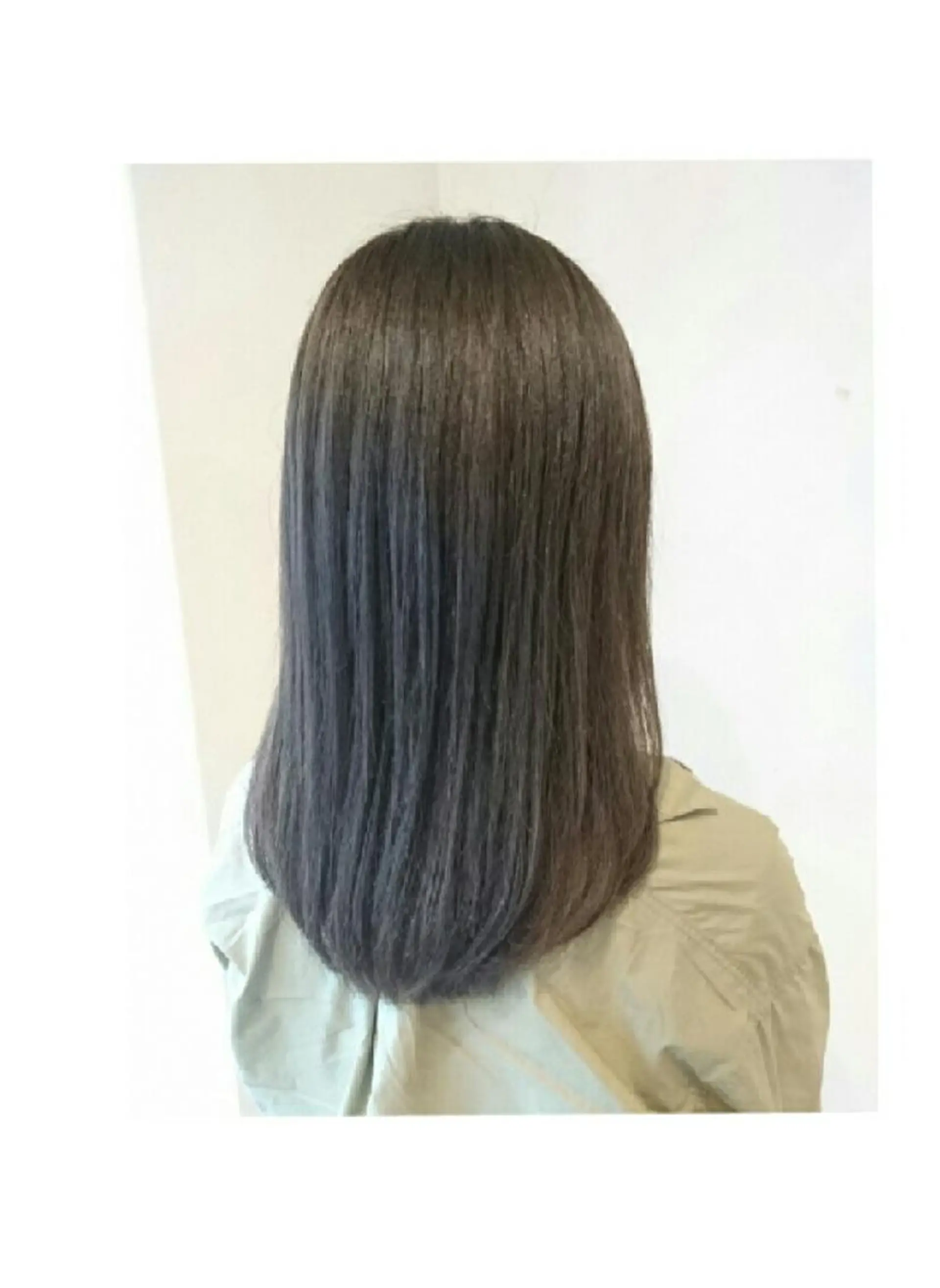 セミロング カラー グレージュ ヘアカラー トリートメント JIL BLAN 京都所属・RU RIのヘアスタイル