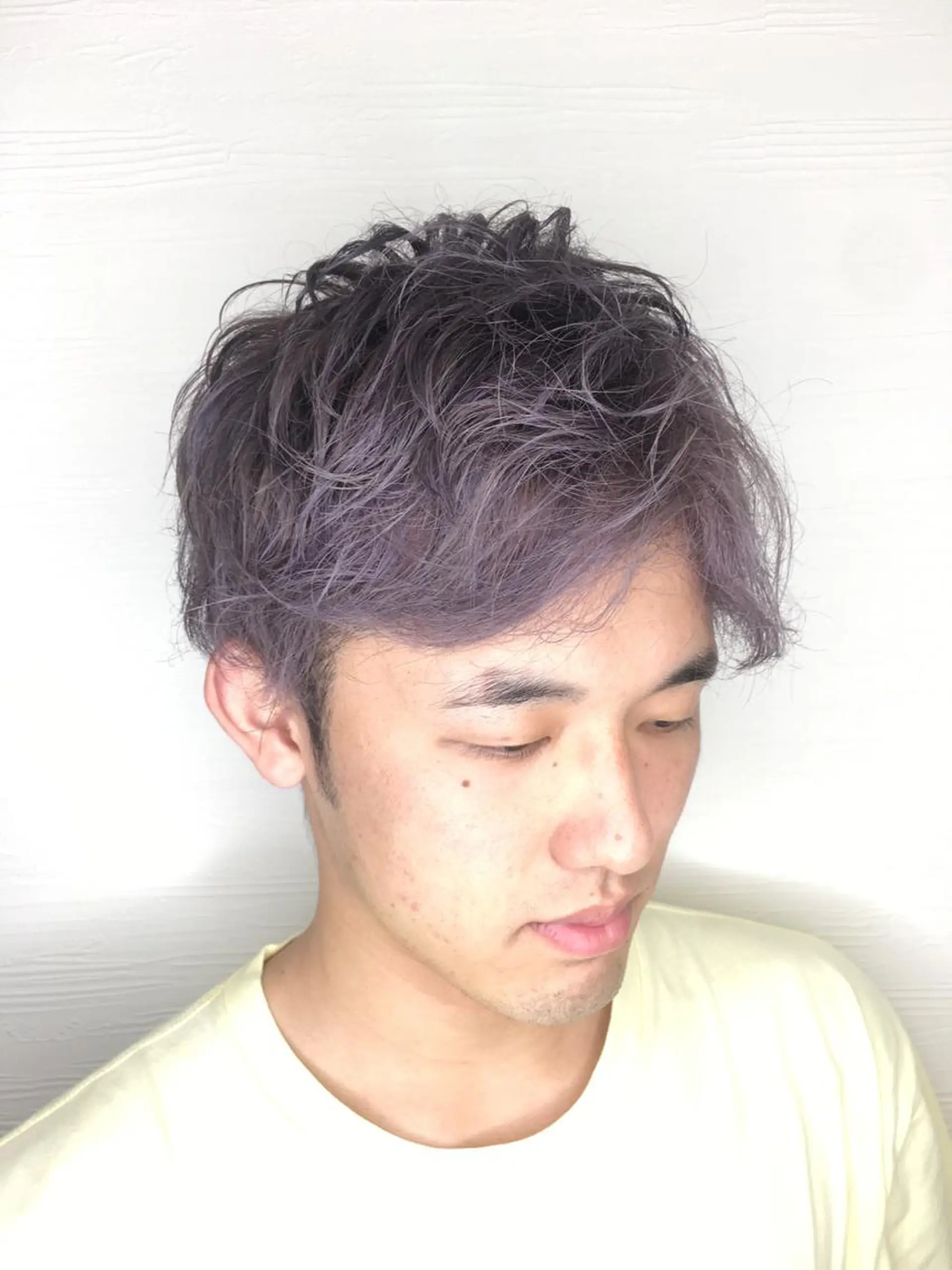 ショート カラー ヘアアレンジ メンズ シルバー 🧶ブリーチカラー TERU🧶のヘアスタイル