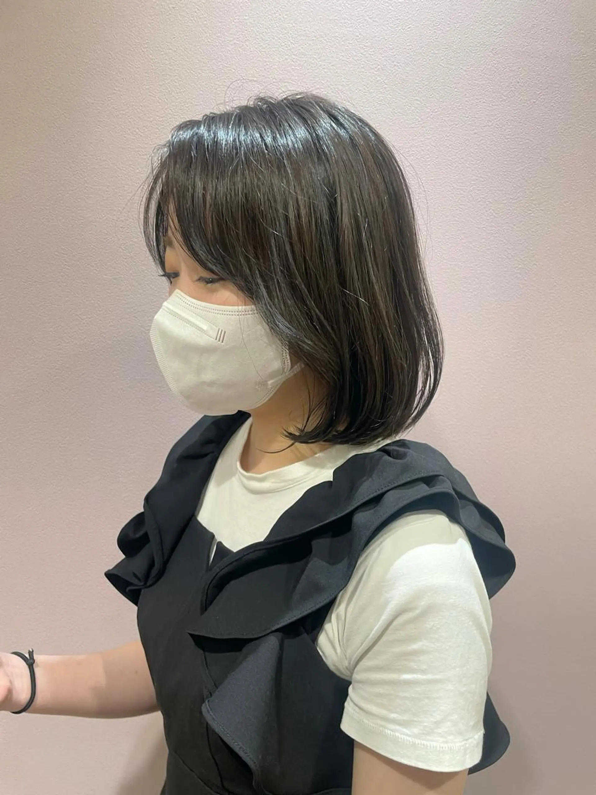 ミディアム カラー ブリーチ ケアブリーチ 透明感カラー ダブルカラー イルミナカラー カット ヘアカラー トリートメント ひなた 艶カラー/渋谷のヘアスタイル