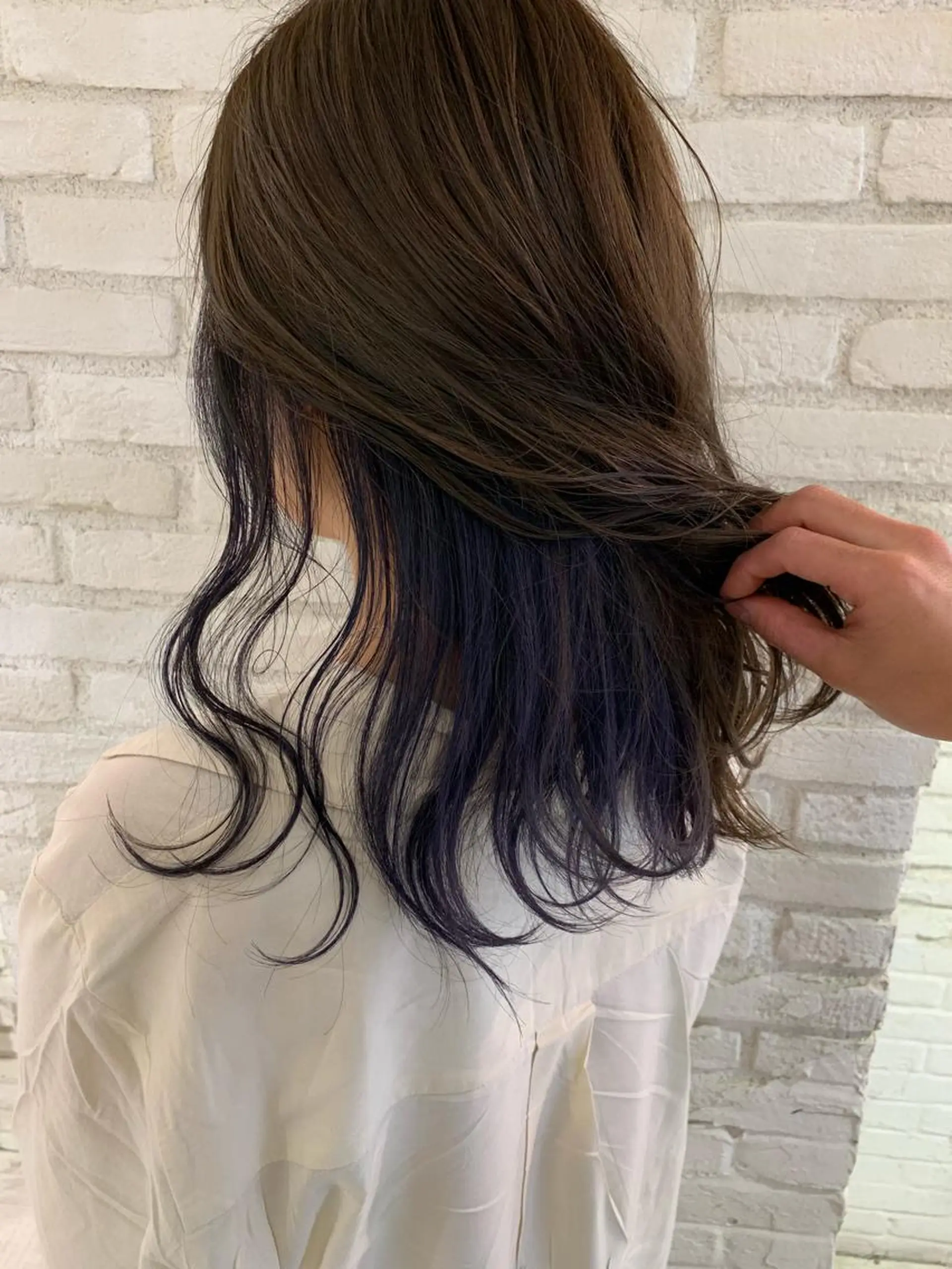 セミロング カラー パーマ ヘアアレンジ ヘアカラー トリートメント レイヤー＆カラー 人気美容師倉崎涼のヘアスタイル