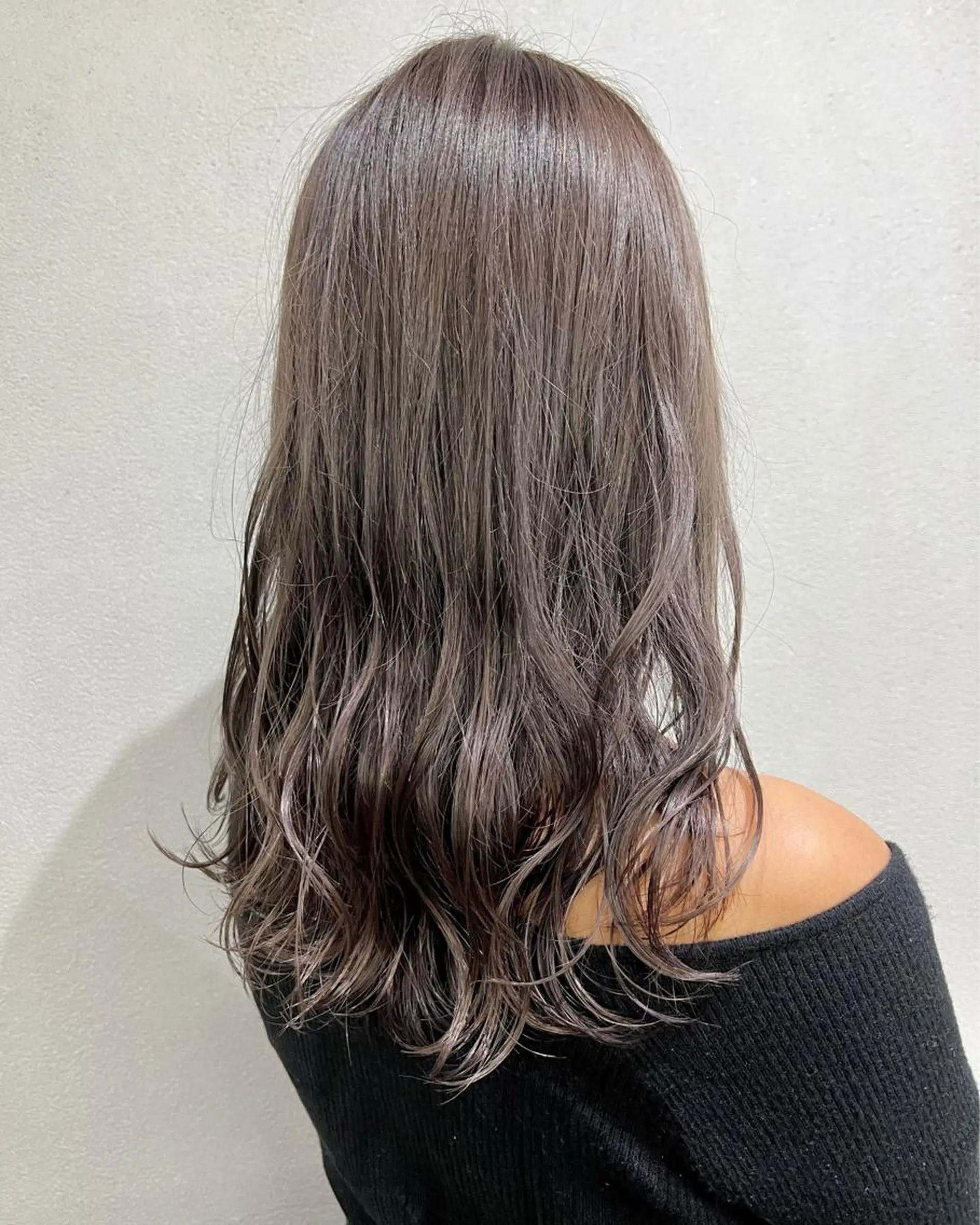 ミディアム カット ヘアカラー トリートメント 亀田 泰生のヘアスタイル