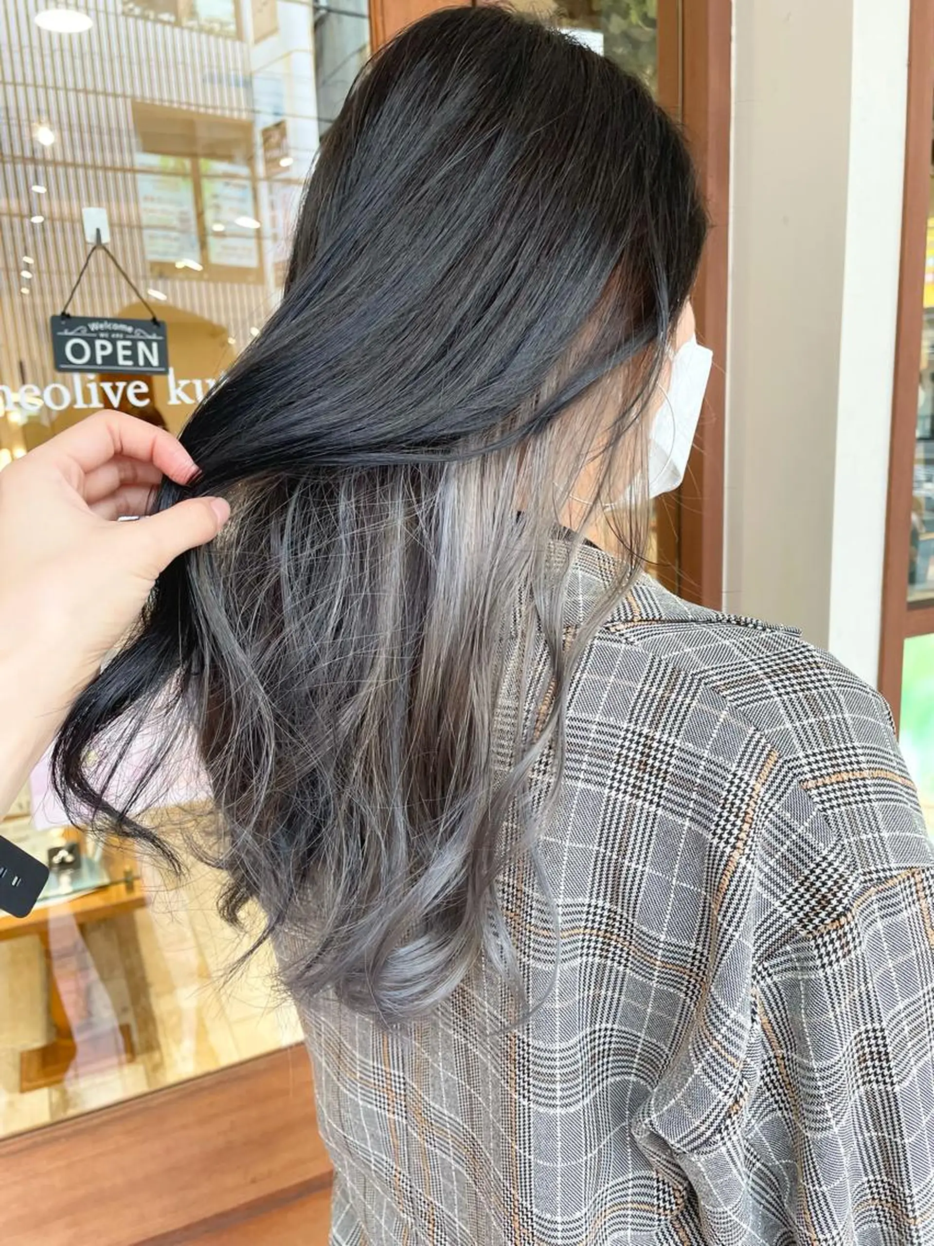 ロング カラー 黒髪 ブルーカラー ブルーブラック インナーカラー カット ヘアカラー トリートメント 清水　ちひろ ✄トップスタイリストのヘアスタイル