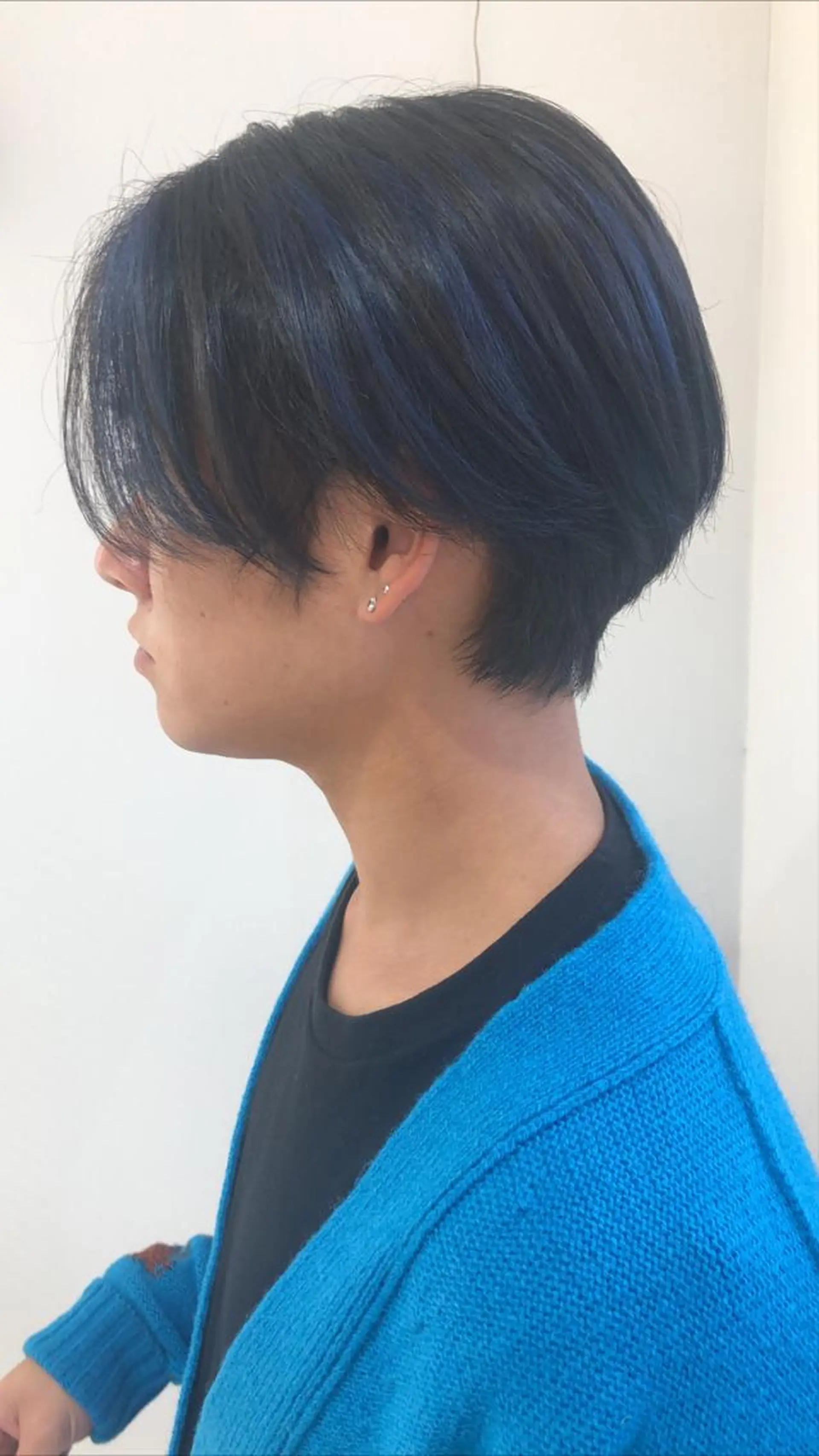 カラー メンズ メンズハイライト ブルーカラー ハイライトカラー 松永 梨央のヘアスタイル