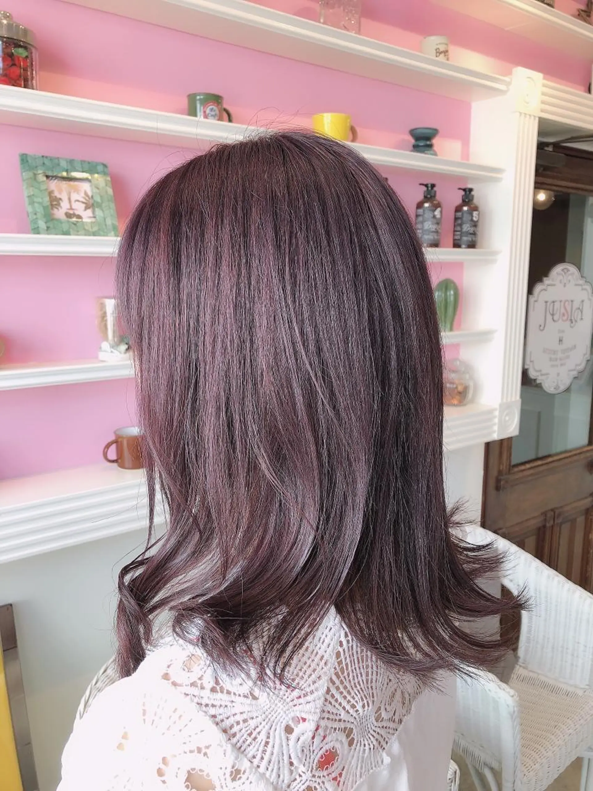 ミディアム カラー ブリーチ イルミナカラー カット ヘアカラー トリートメント 浦山 和之のヘアスタイル