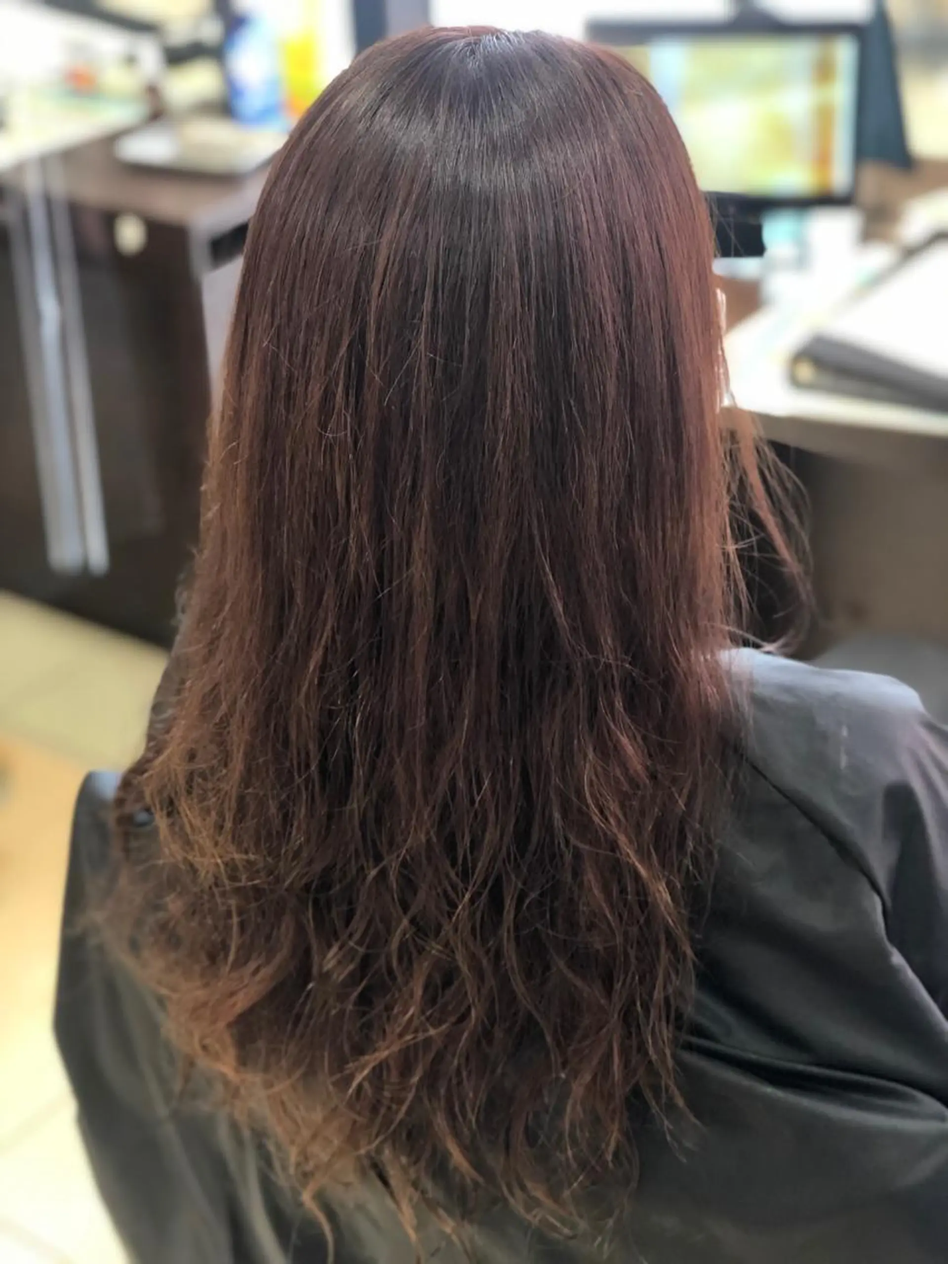 ロング カラー ブラウンカラー ラベンダーカラー 嶌田 沙紀のヘアスタイル