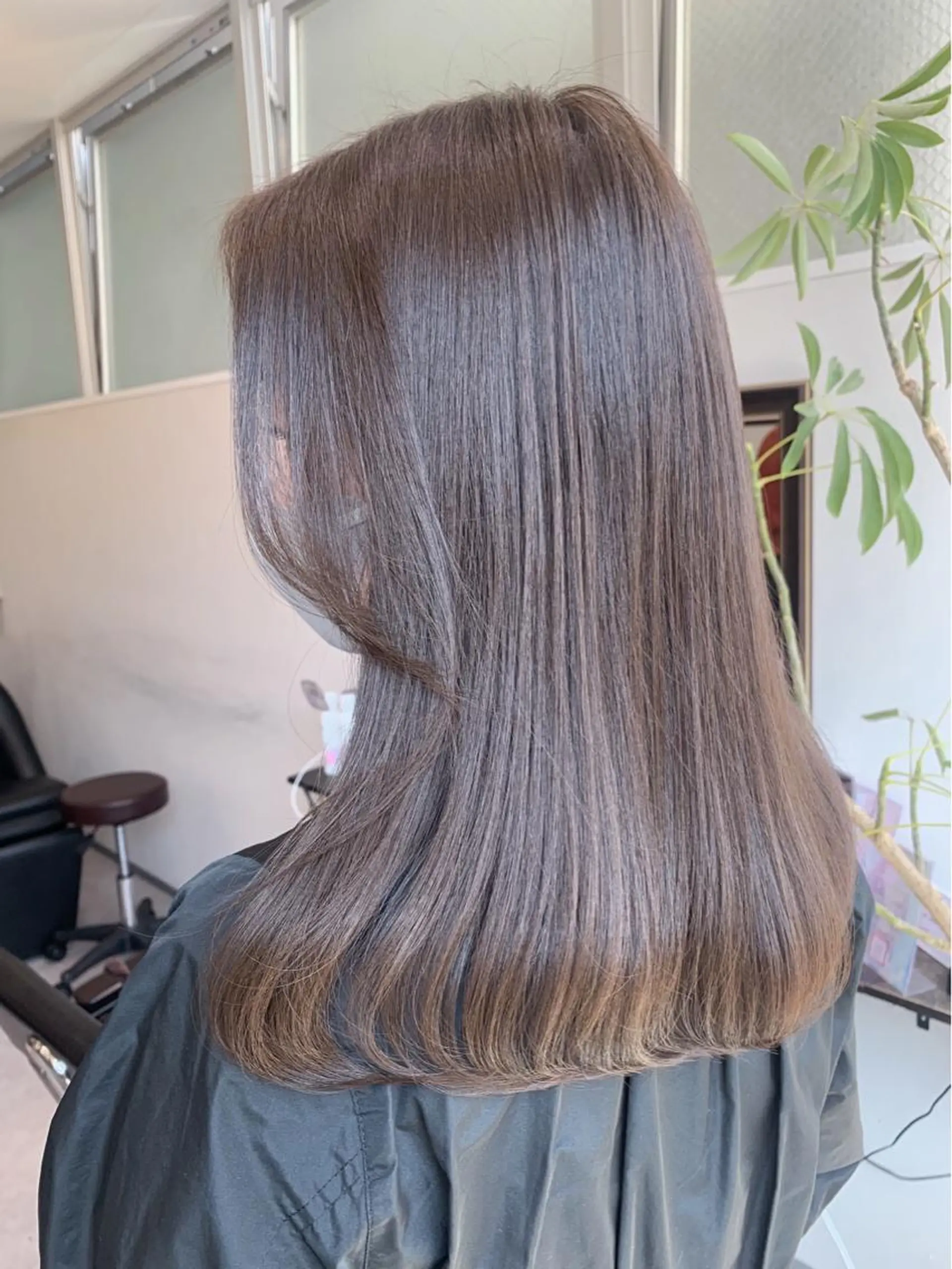 セミロング 髪質改善 縮毛矯正 トリートメント ヘアカラー トリートメント 髪質改善/縮毛矯正 🎀小林 唯 🎀のヘアスタイル