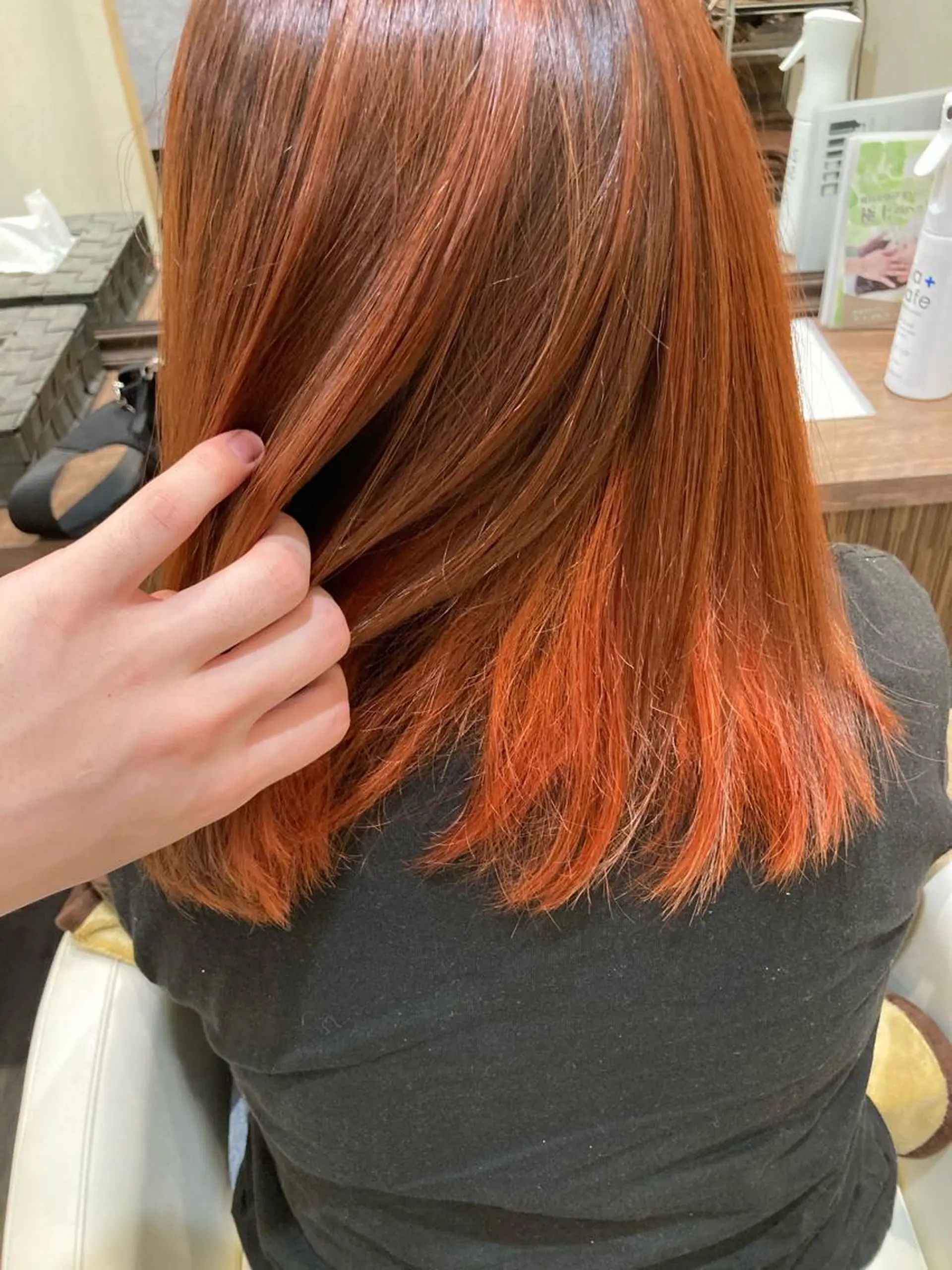 ショート カラー オレンジ 中嶋 ナカジマのヘアスタイル