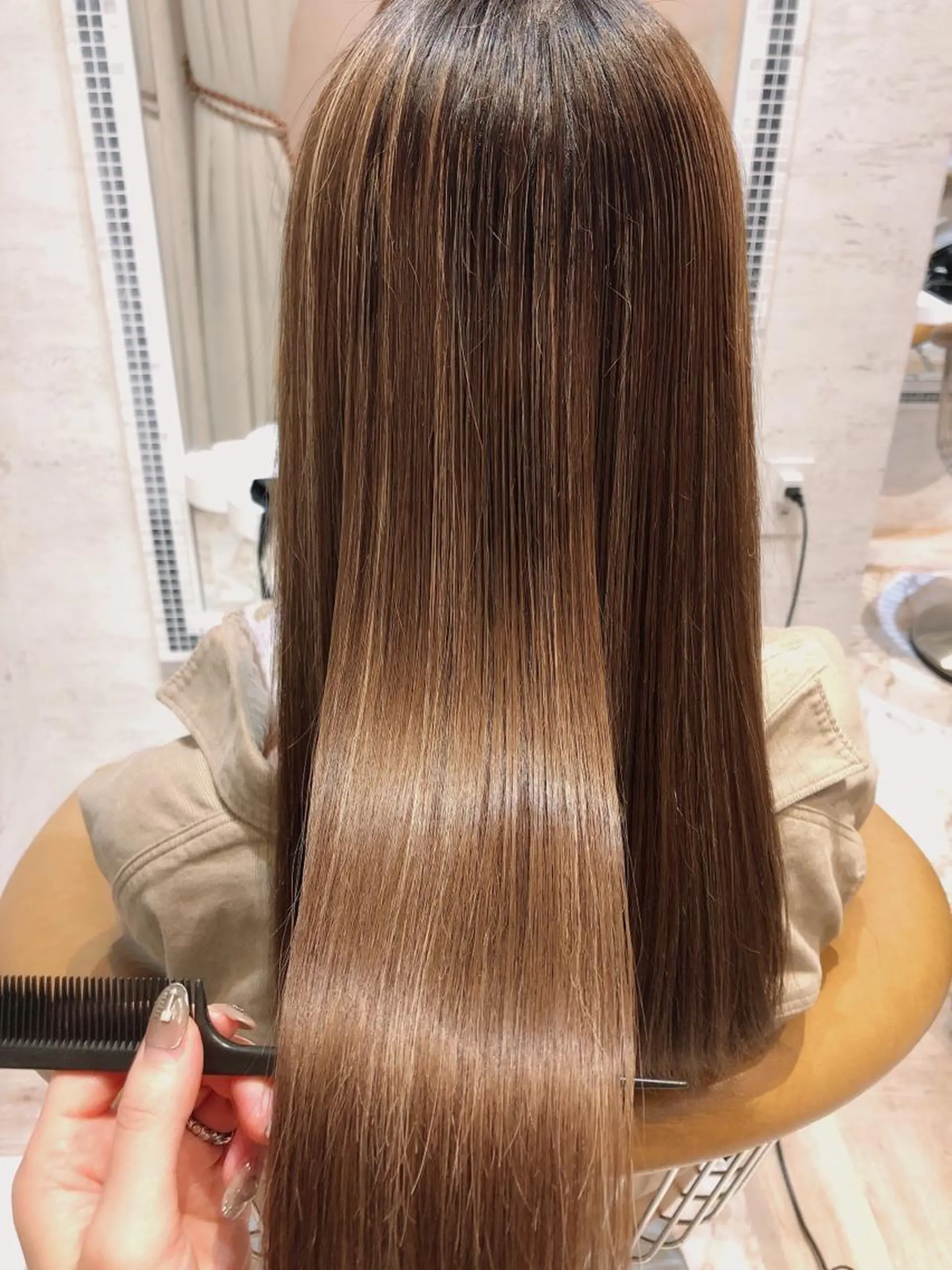 ミディアム トリートメント 代表山口ひな 髪質改善のプロのヘアスタイル