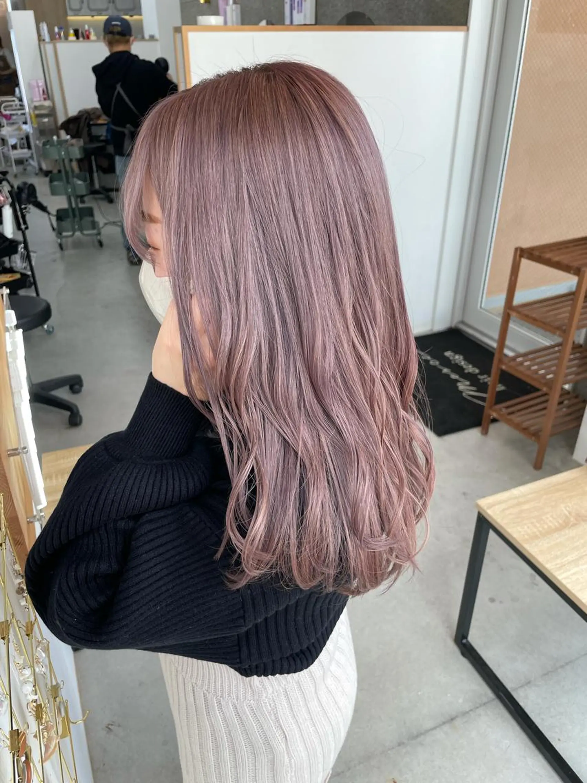 セミロング カラー ヘアカラー トリートメント Lull (シェアサロンReco VIProom)所属・Lull1人美容室 バレイヤージュのヘアスタイル