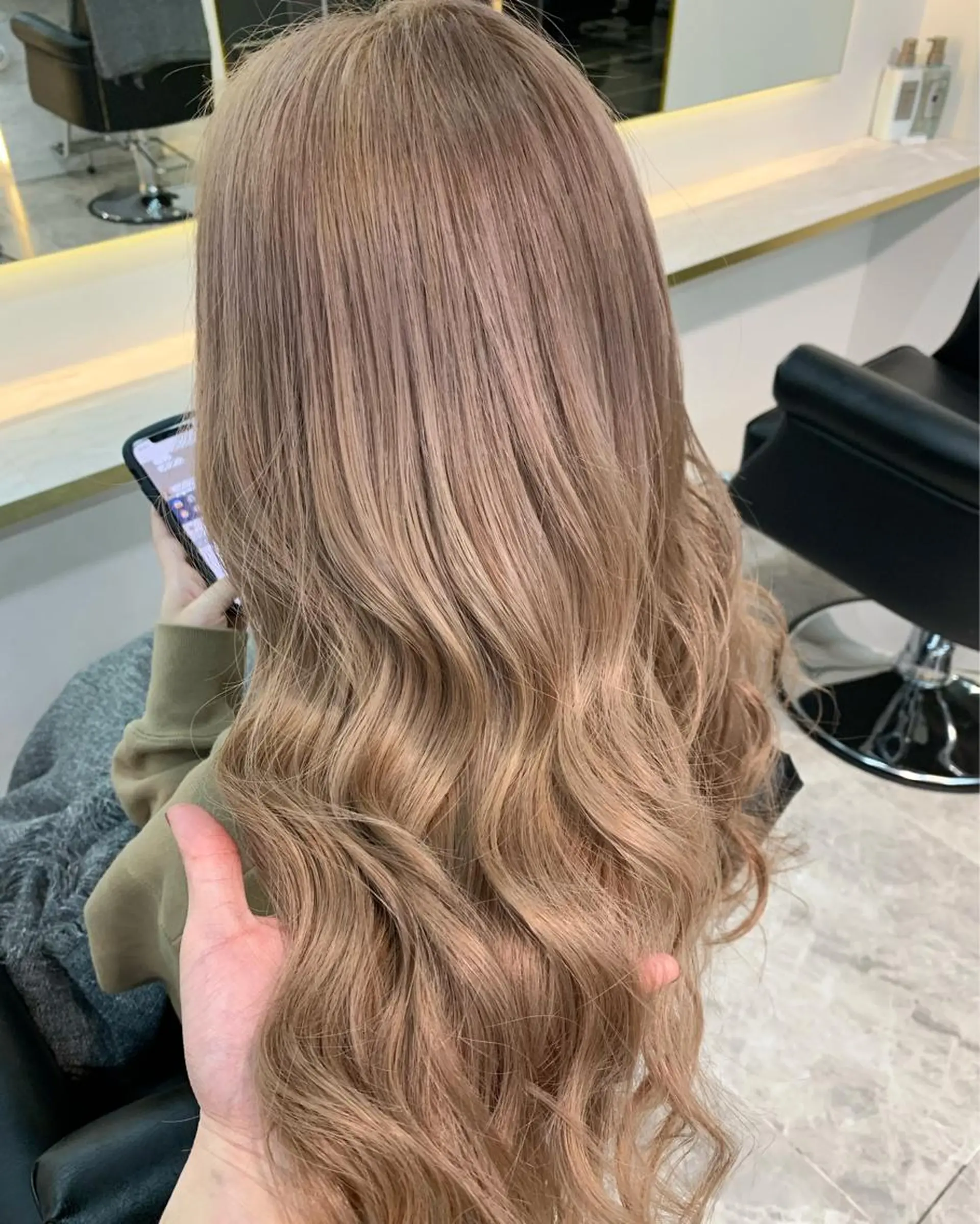 ロング ヘアカラー サロウィン千葉所属・サロウィン千葉店 Toshikiのヘアスタイル