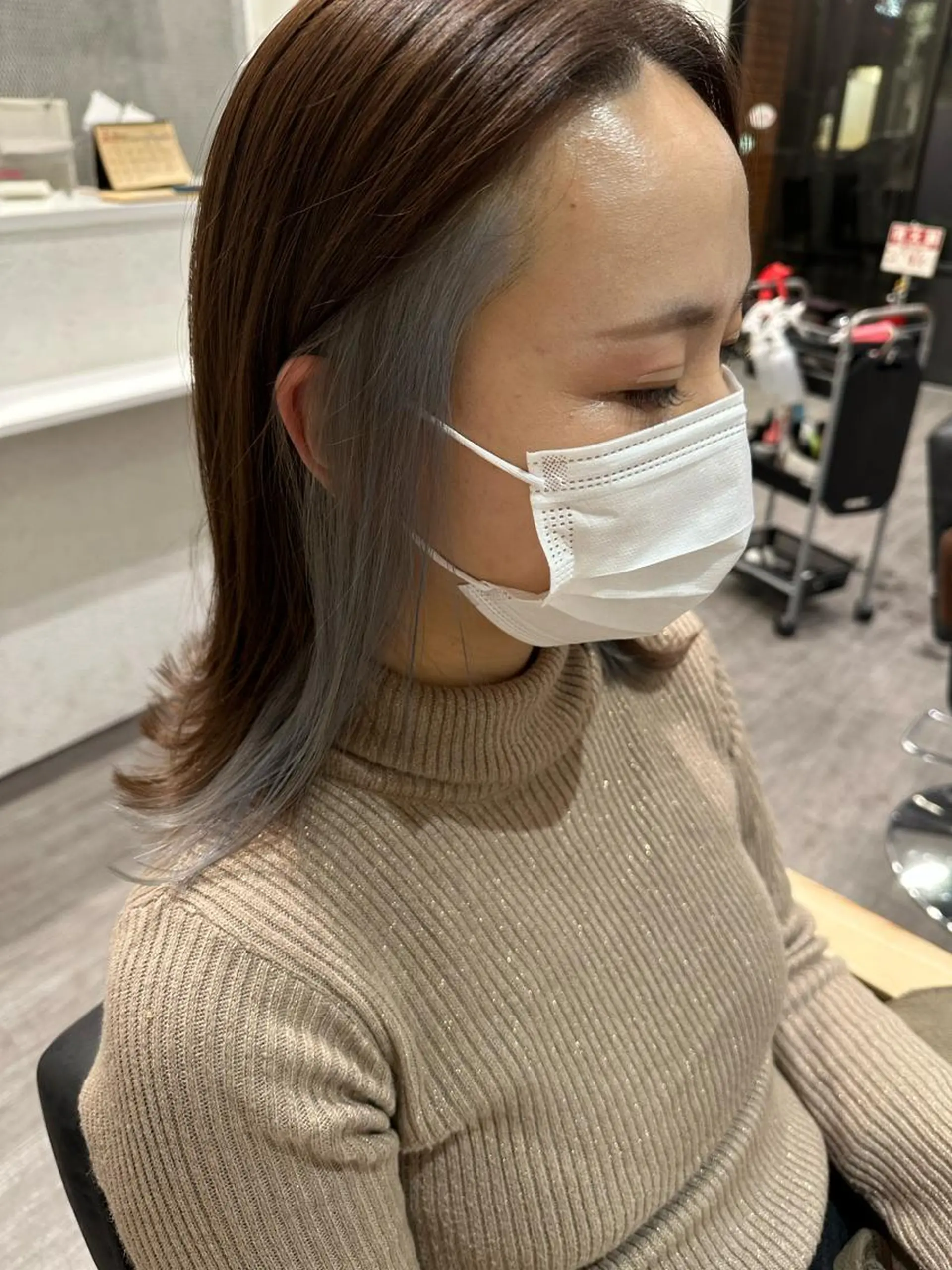 ミディアム カラー カット ヘアカラー トリートメント 上田 紗也のヘアスタイル