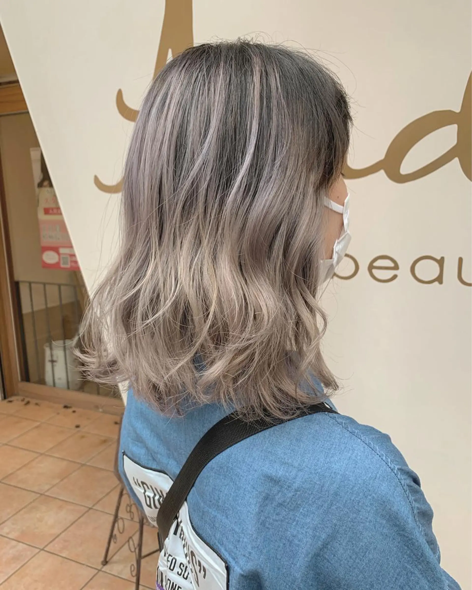 ミディアム カラー ヘアカラー トリートメント t.a.g所属・韓国レイヤー×艶髪 ハイトーンRyukiのヘアスタイル