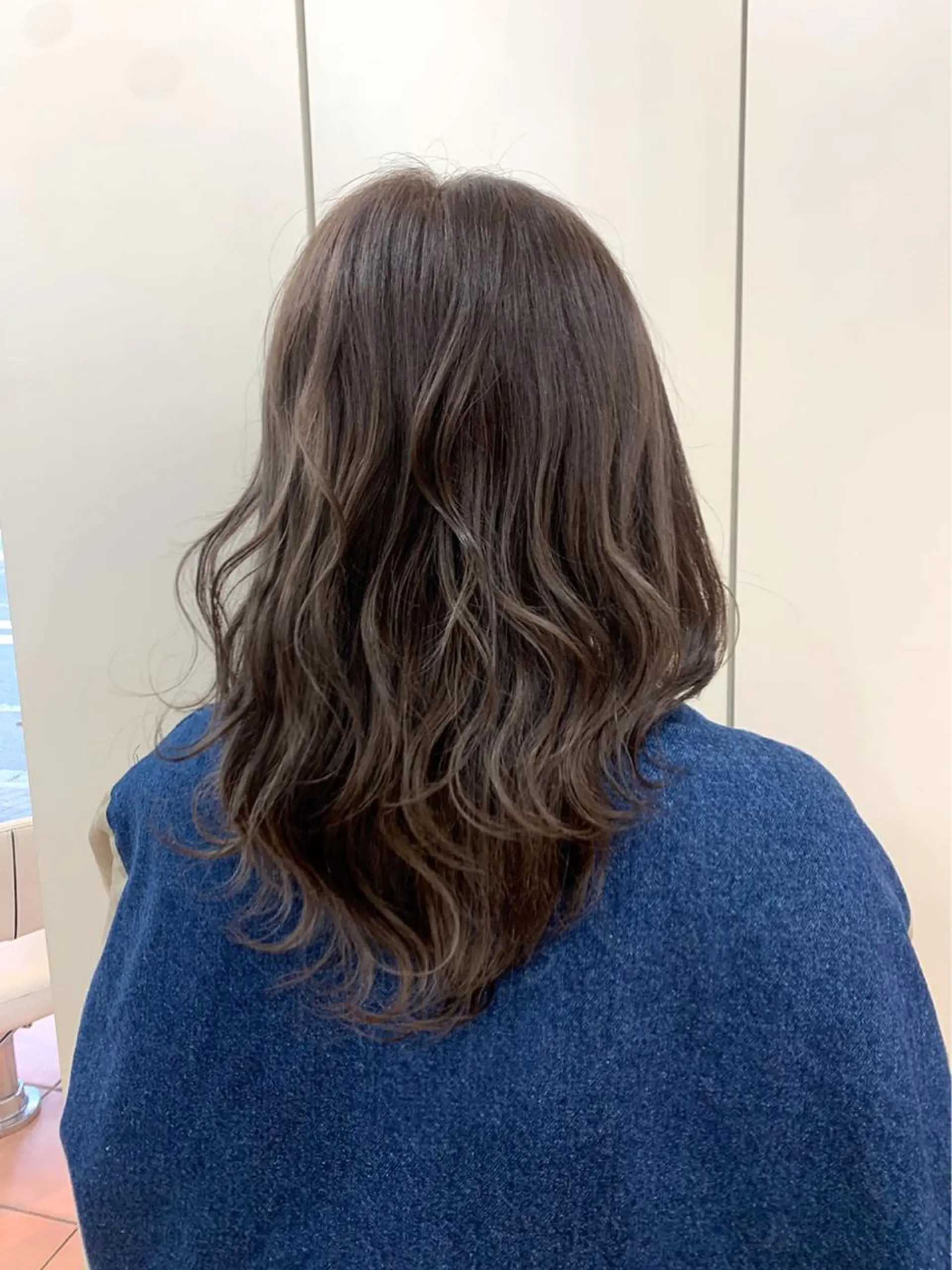ミディアム アッシュ ヘアカラー ayaka 大宮のヘアスタイル