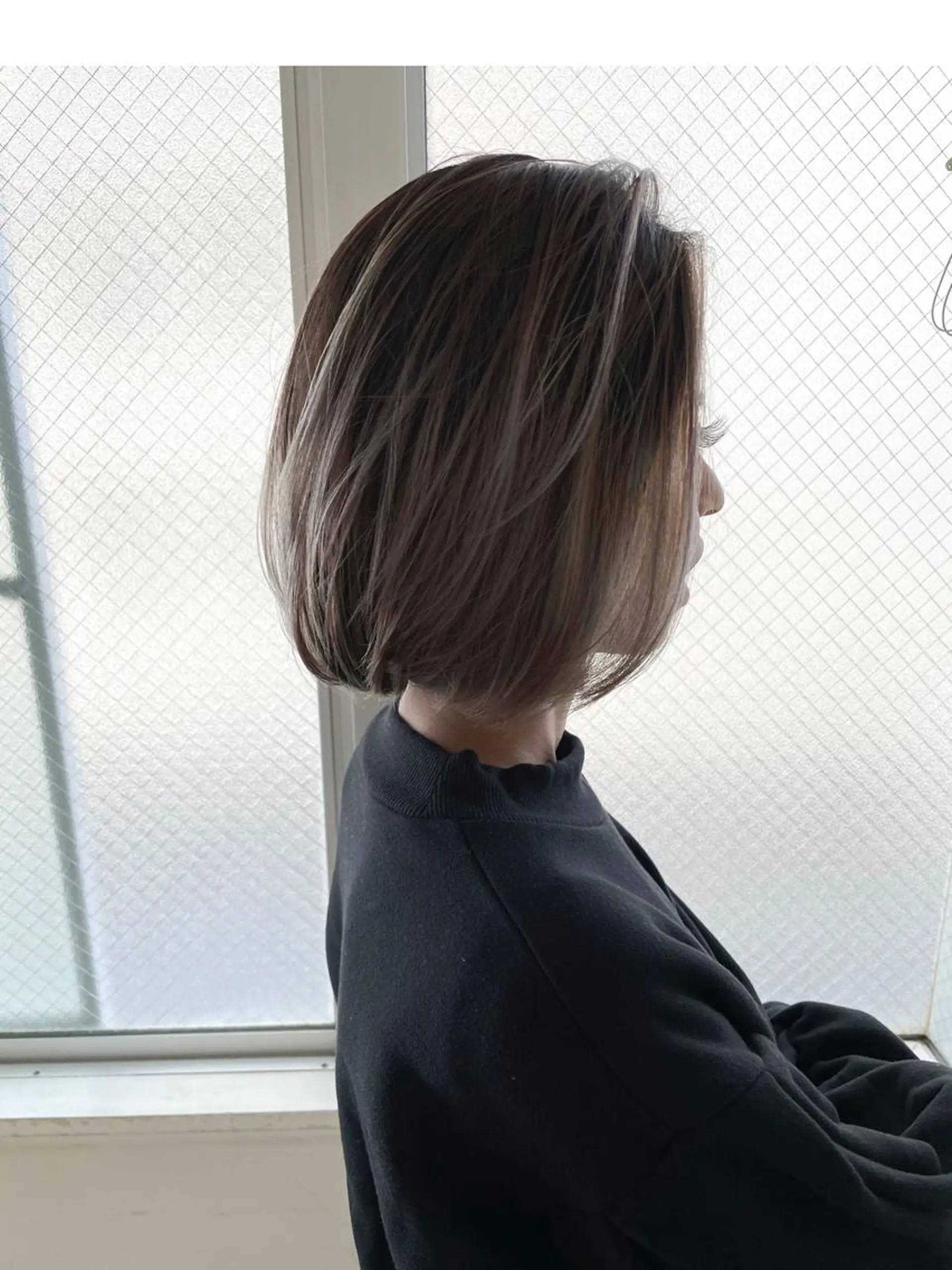 ショート カラー お団子ヘア バレイヤージュ ボブ レイヤーカット ACRO梅田【アクロ】所属・縮毛矯正とカラーの人 倉友哉のヘアスタイル