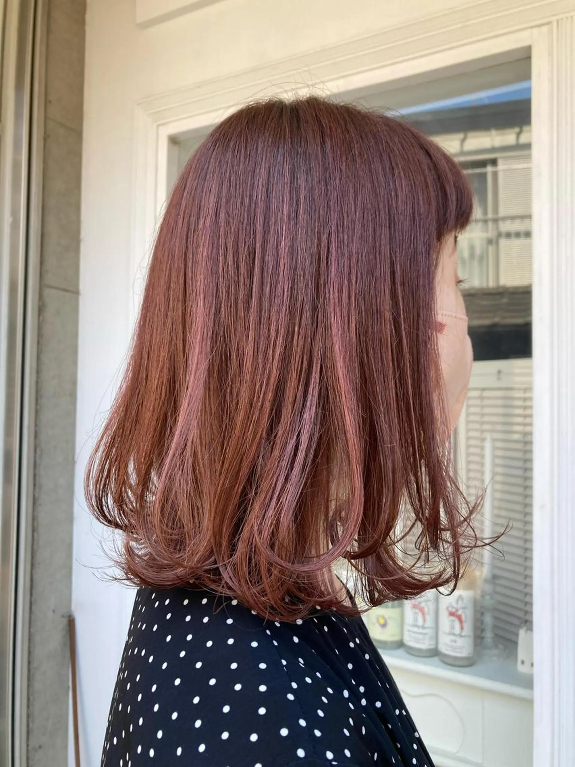 ミディアム カラー ハイライトカラー ピンクカラー ハイライト カット ヘアカラー トリートメント よこもり あいのヘアスタイル