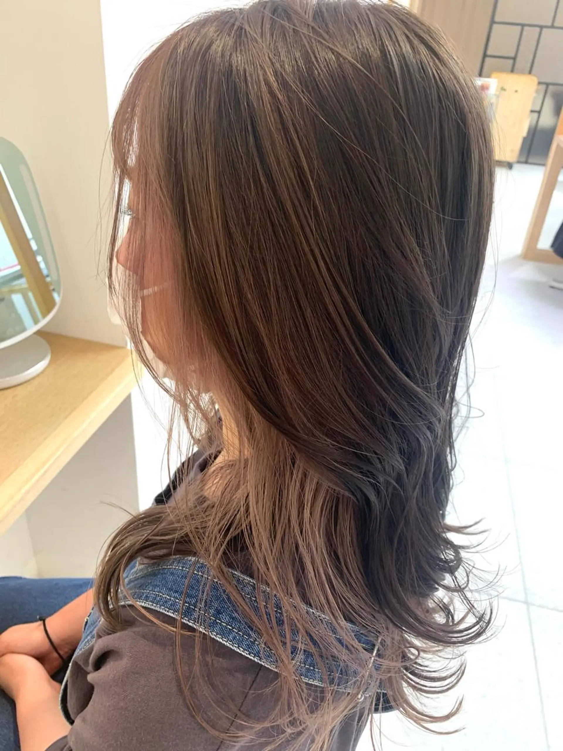 ロング カラー ブリーチ ヘアカラー 福田 千尋のヘアスタイル